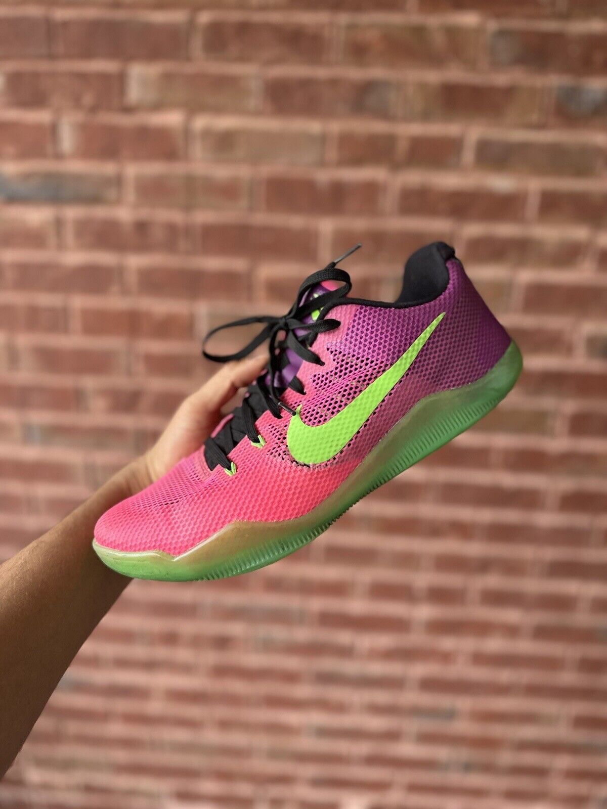 Size 10.5 - Nike Kobe 11 Mambacurial