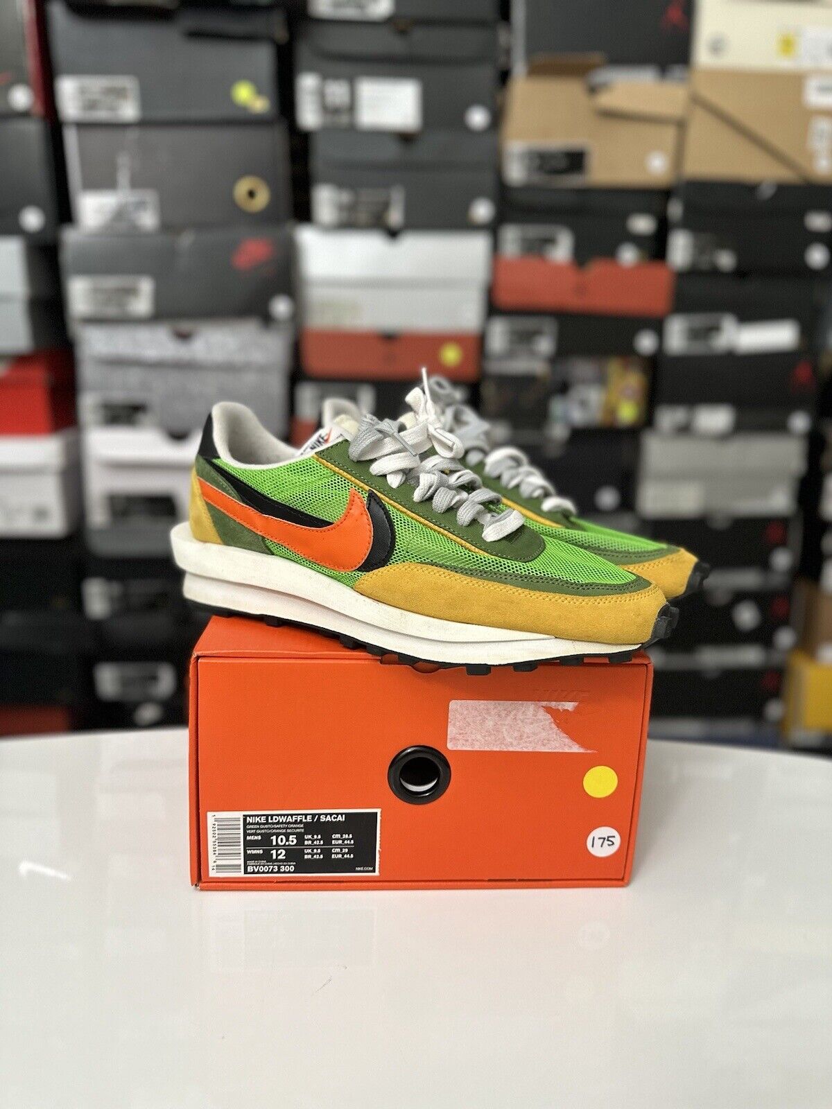 Size 10.5 - Nike sacai x LDWaffle Green Gusto