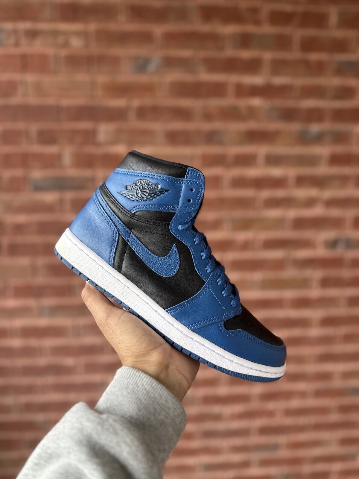 Size 9 - Jordan 1 Retro OG High Dark Marina Blue