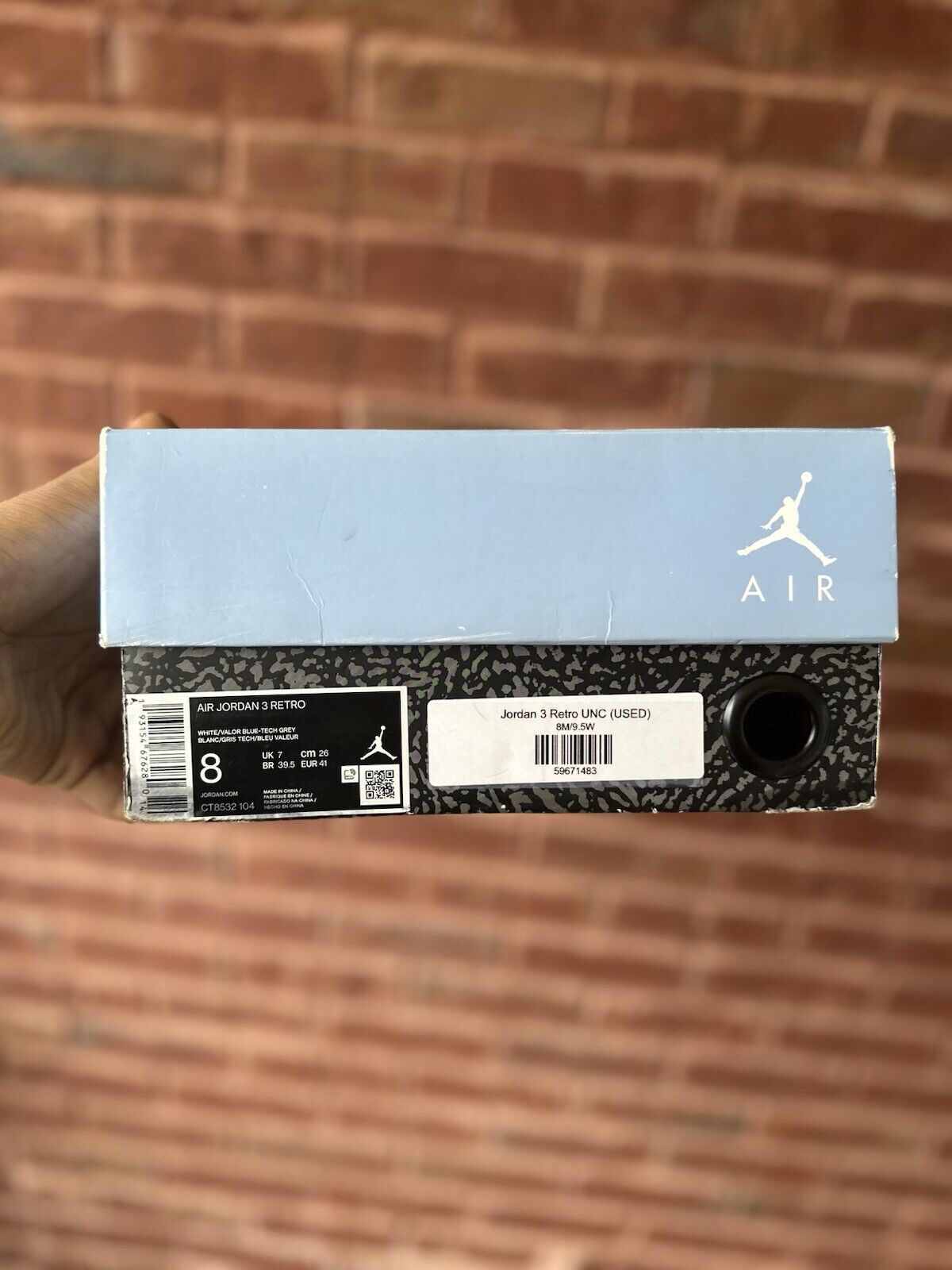 Size 8 - Jordan 3 Retro Mid UNC