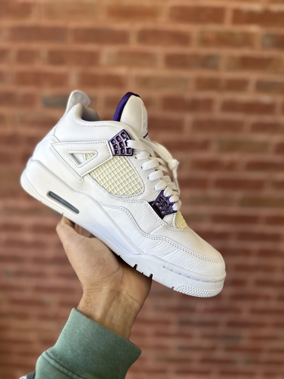 Size 9 - Jordan 4 Retro Mid Purple Metallic