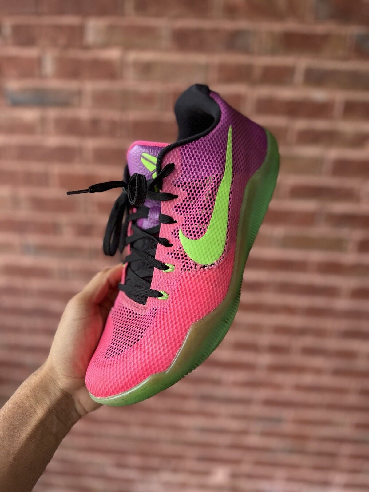 Size 10.5 - Nike Kobe 11 Mambacurial