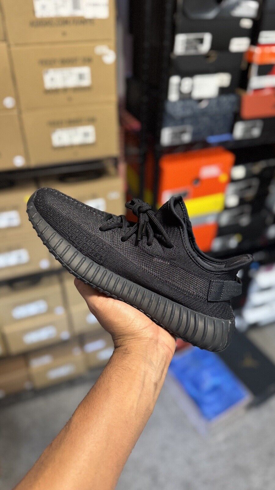 Size 8.5 - adidas Yeezy Boost 350 V2 Low Onyx