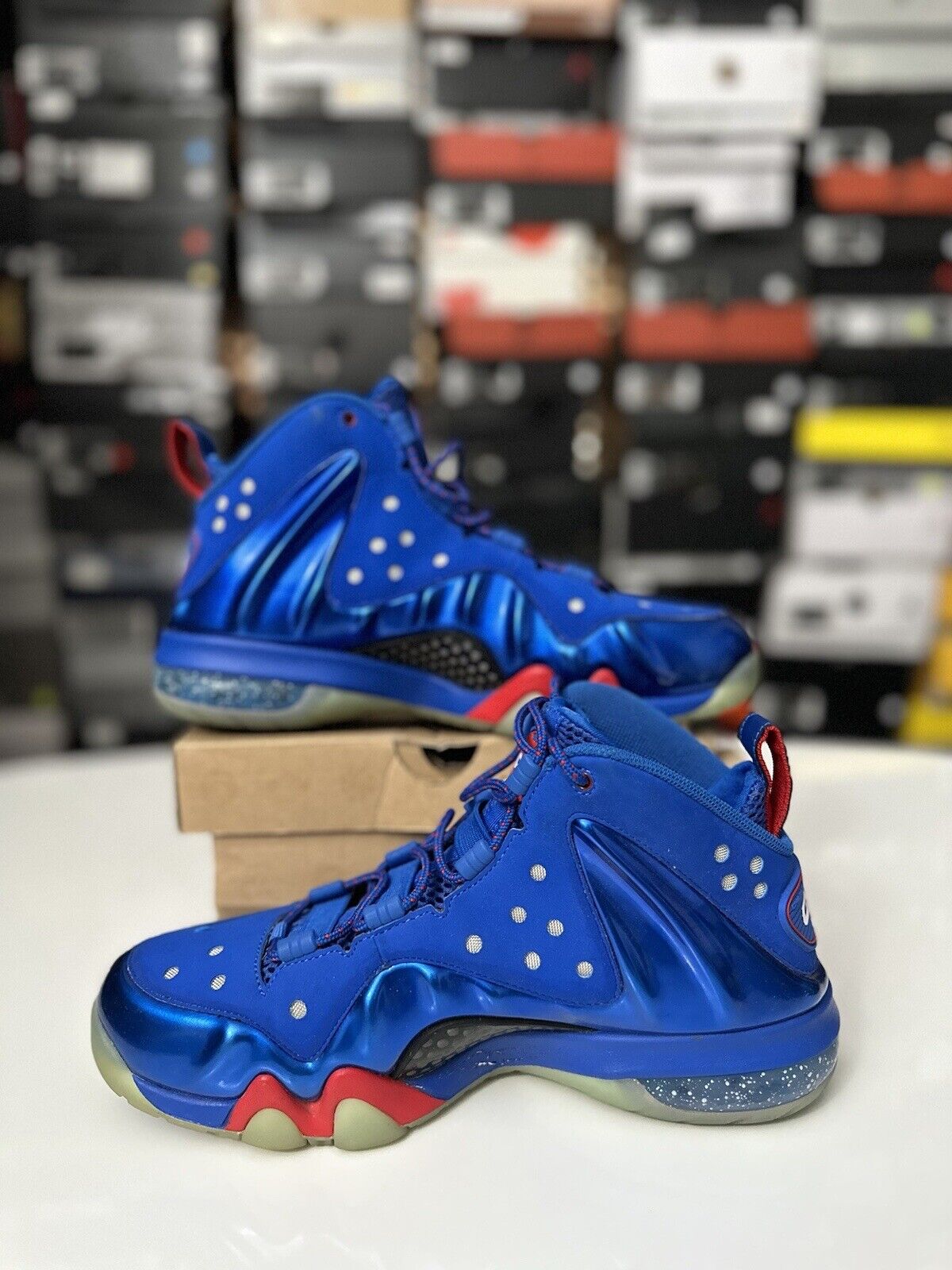 Size 8 - Nike Barkley Posite Max Sixers