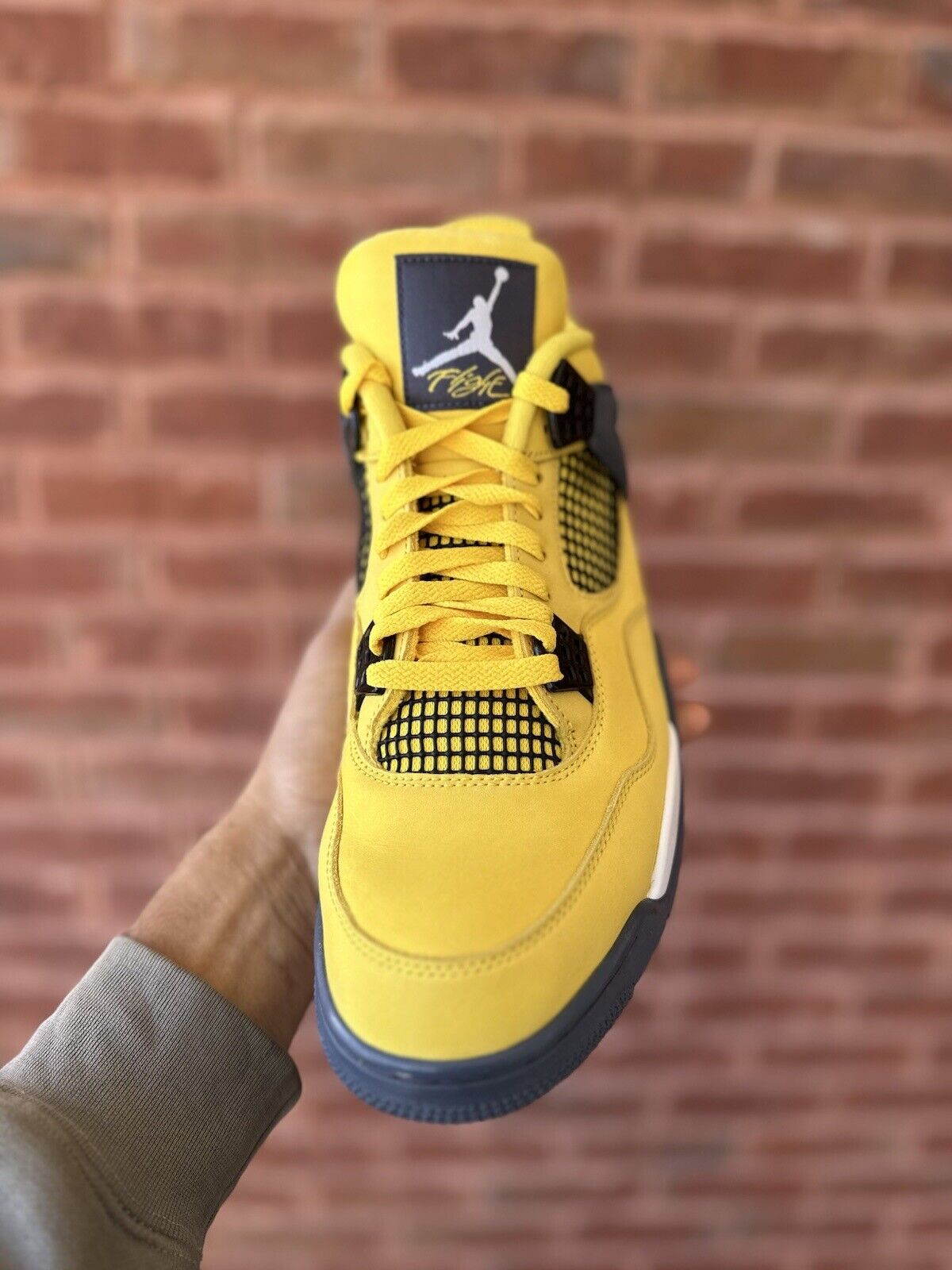 Size 12 - Jordan 4 Retro Mid Lightning