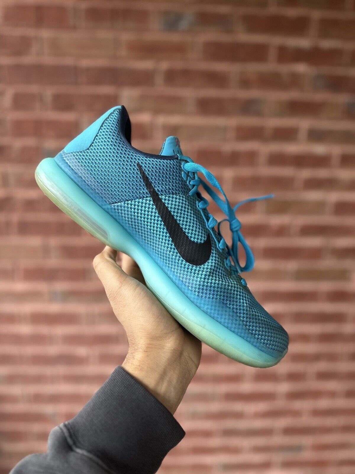 Size 9.5 - Nike Kobe 10 5AM Flight