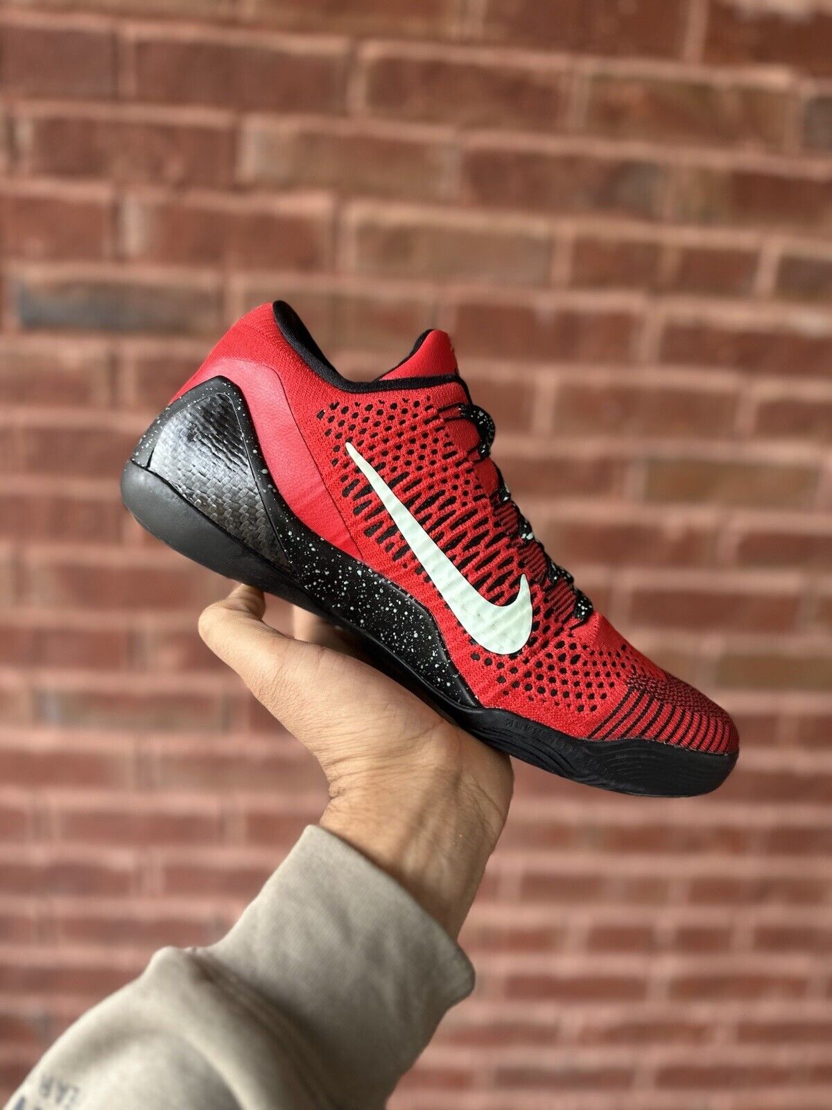 Size 8.5 - Nike Kobe 9 Elite Low University Red