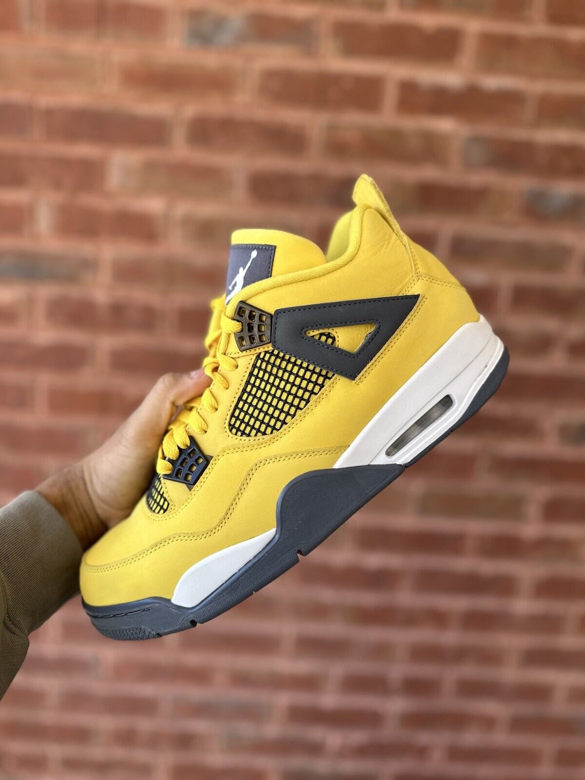 Size 12 - Jordan 4 Retro Mid Lightning