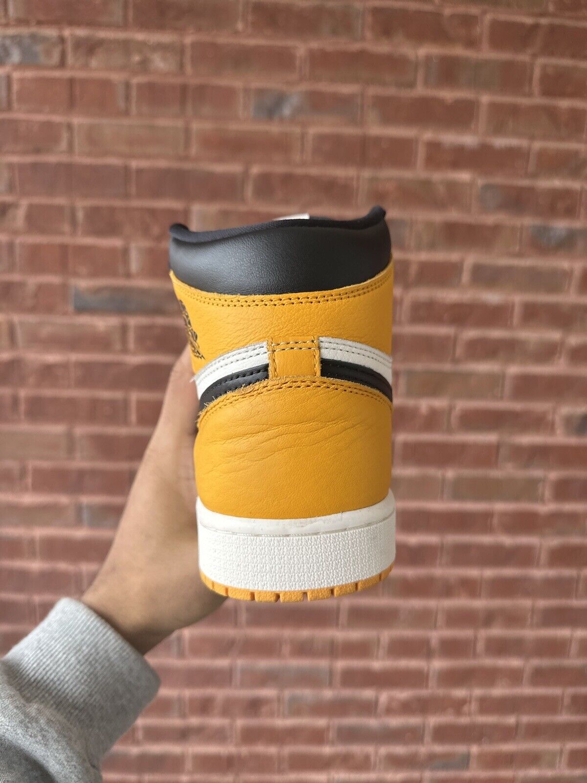 Size 9 - Jordan 1 Retro OG High Yellow Toe