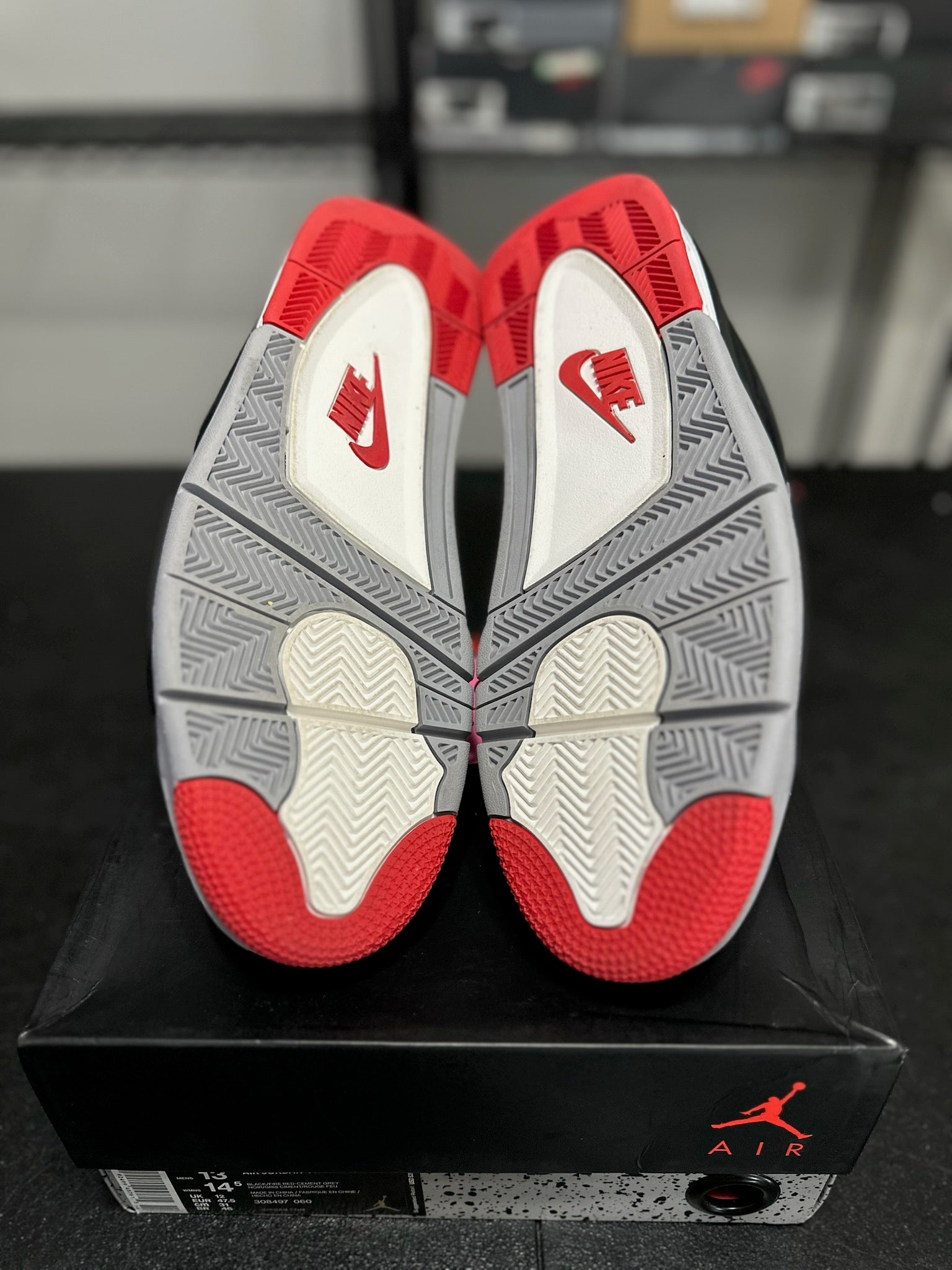 Size 13 - J4 Bred DS