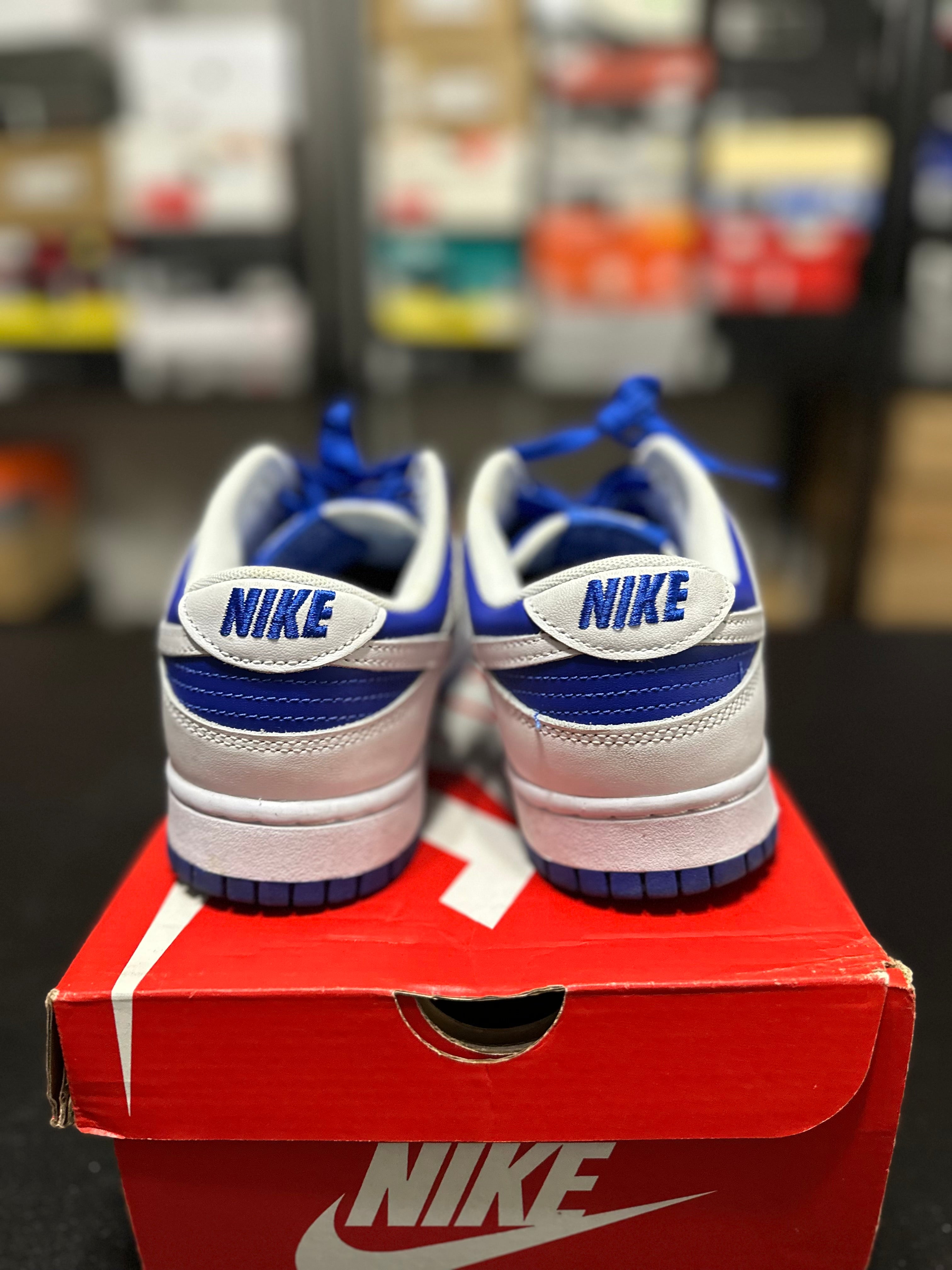 Size 9 - dunk low racer