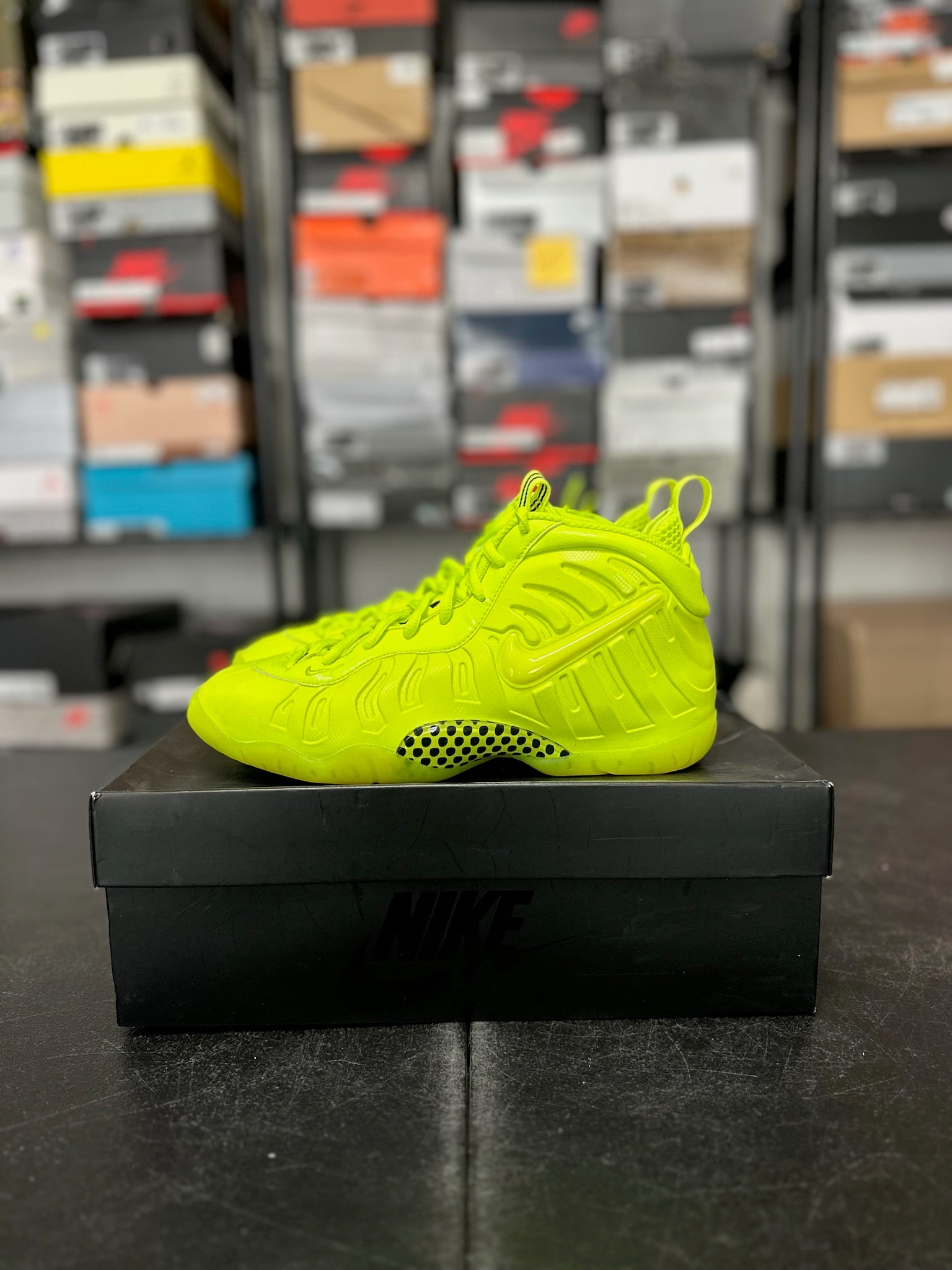 Size 7Y - Foamposite Pro Volt