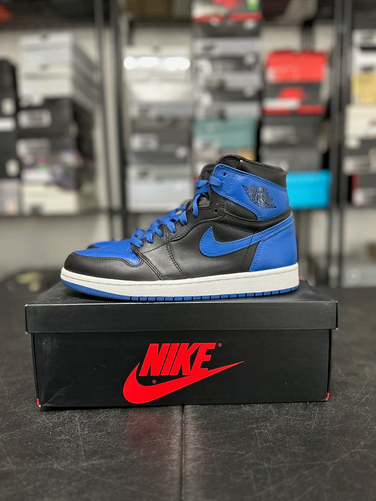 Size 8.5 - J1 Royal