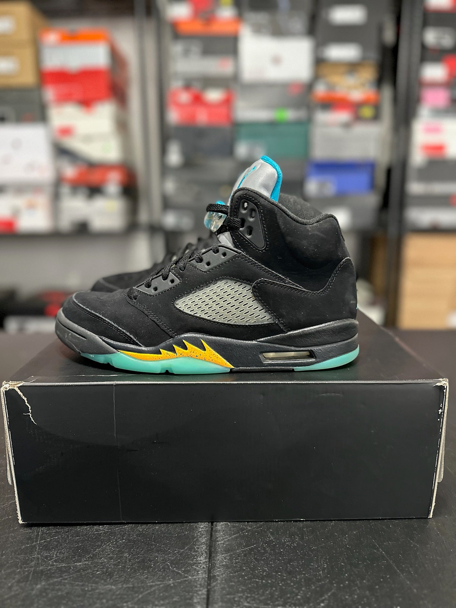 Size 8.5 - J5 Aqua
