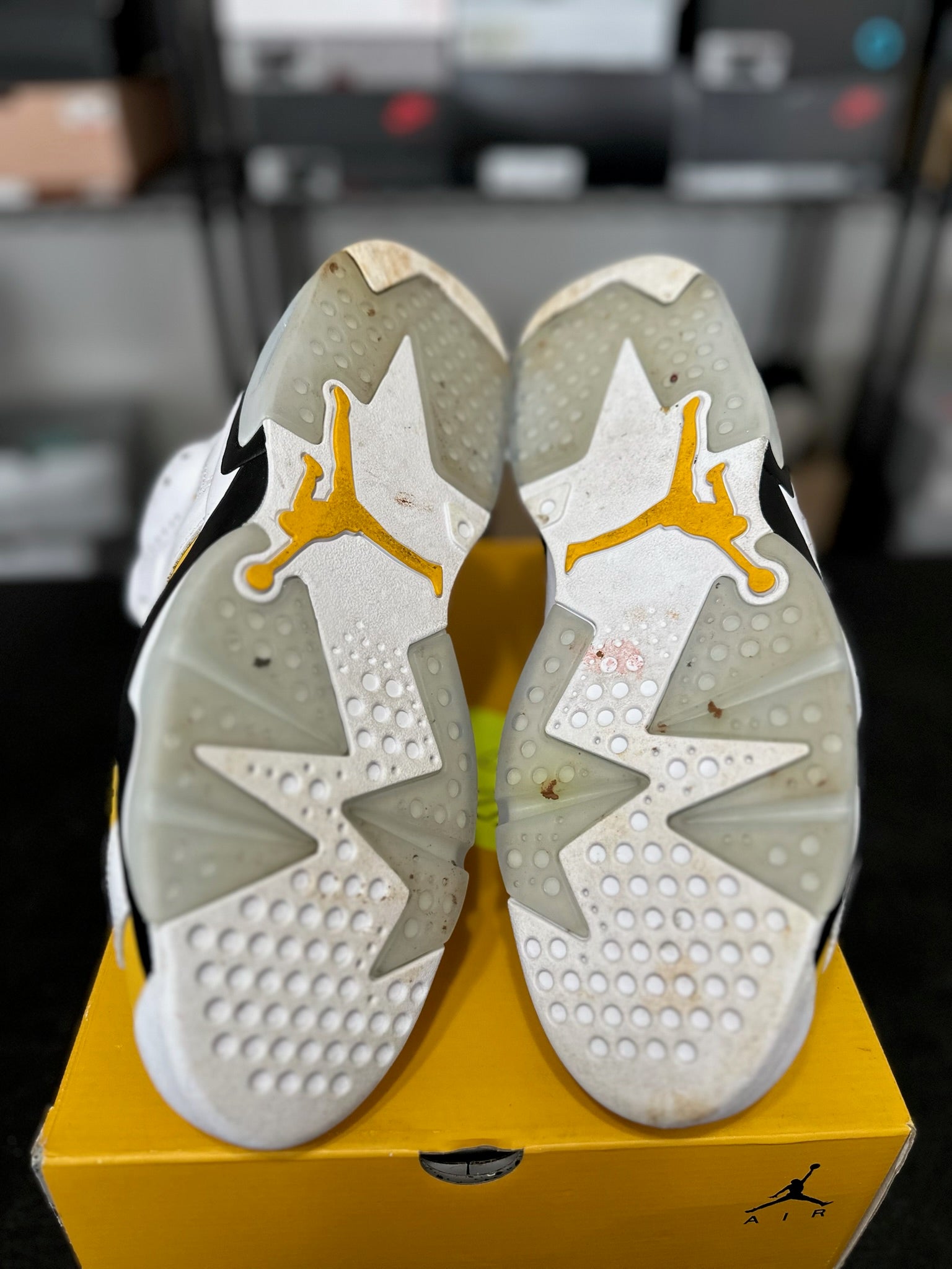 Size 10 - J6 Yellow Ochre