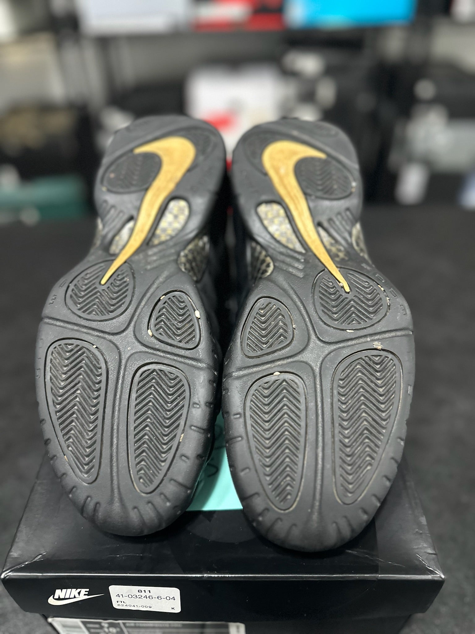 Size 9 - Foamposite Pro Black Metallic Gold