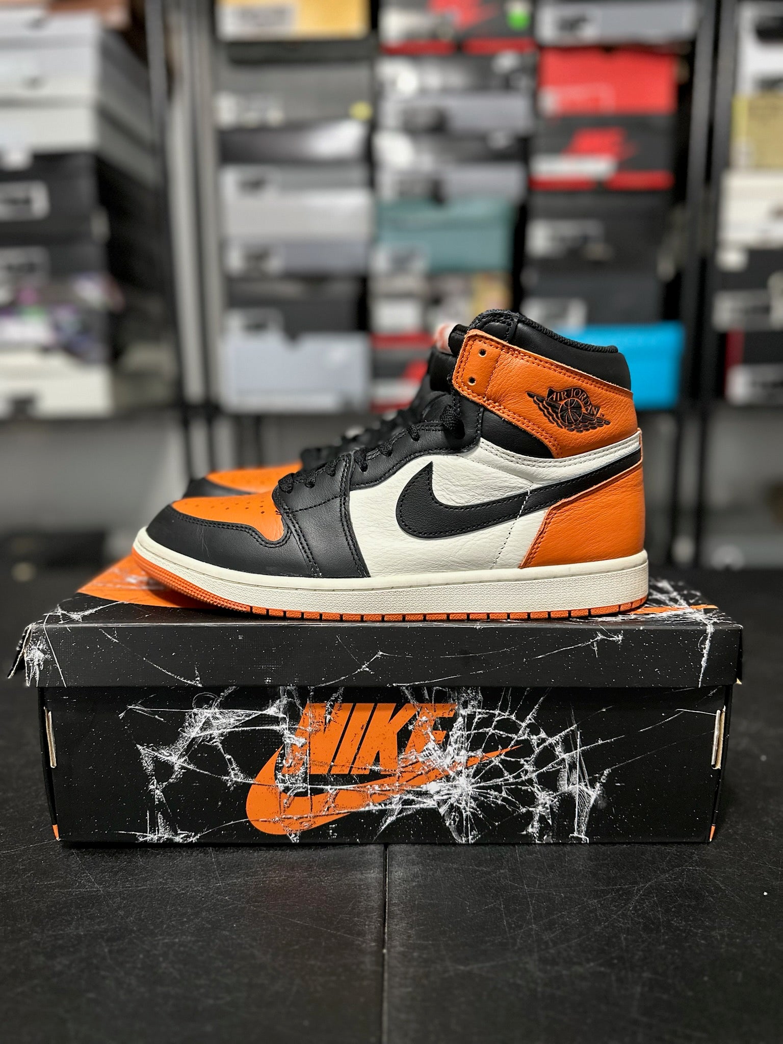 Size 11 - J1 High Shattered Backboard