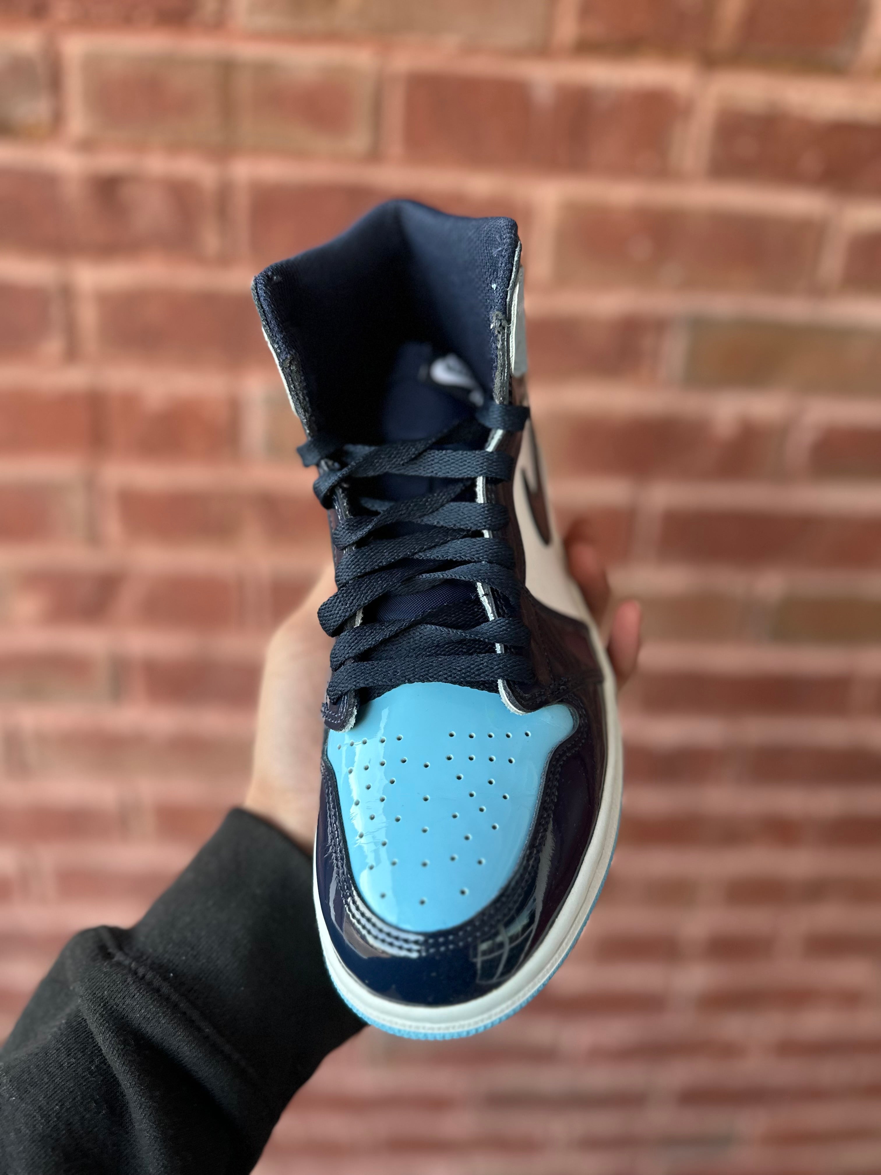 Size 7W - J1 blue chill