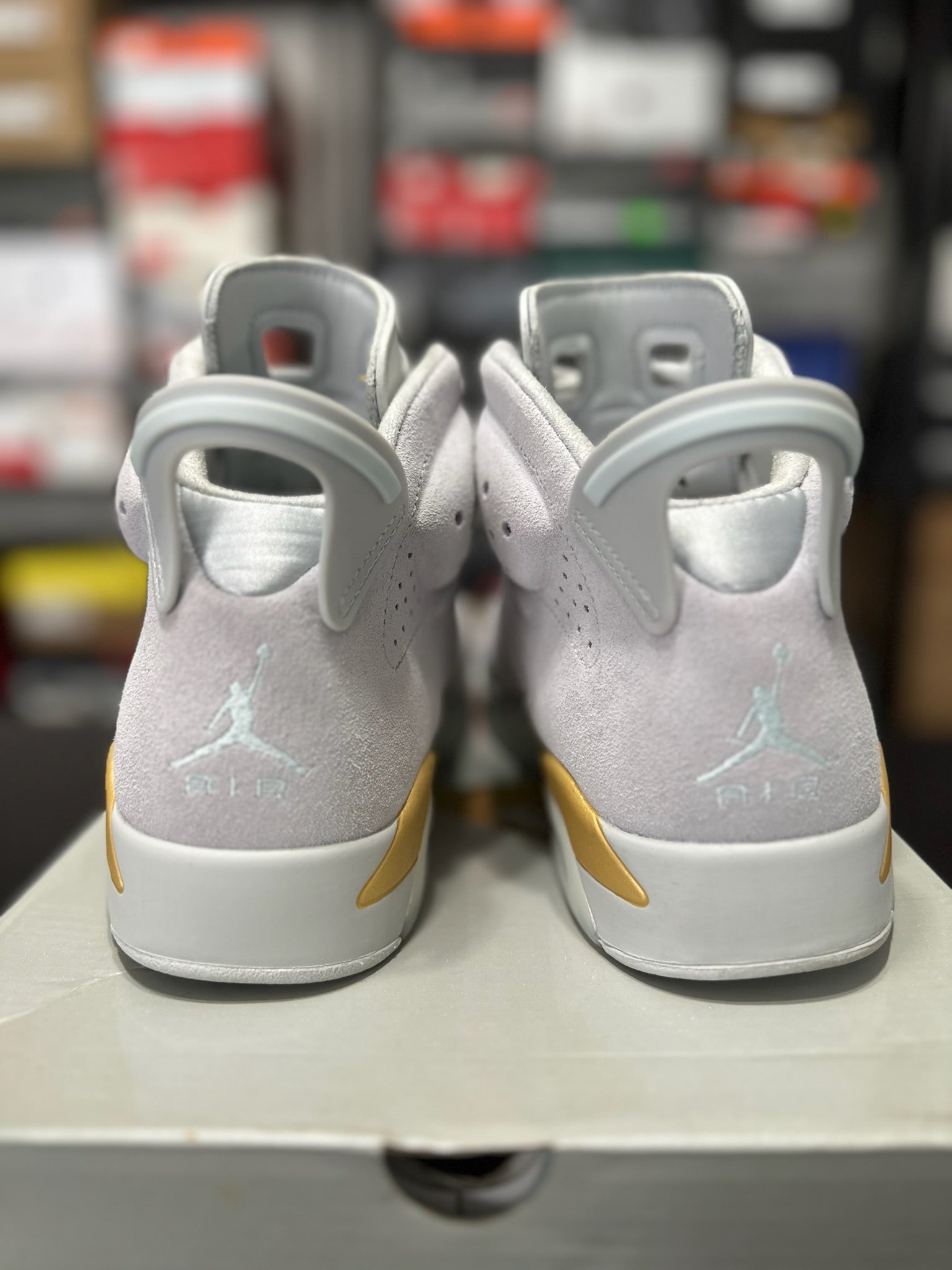 Size 8.5 - (10W) J6 Paris Olympics Pearl