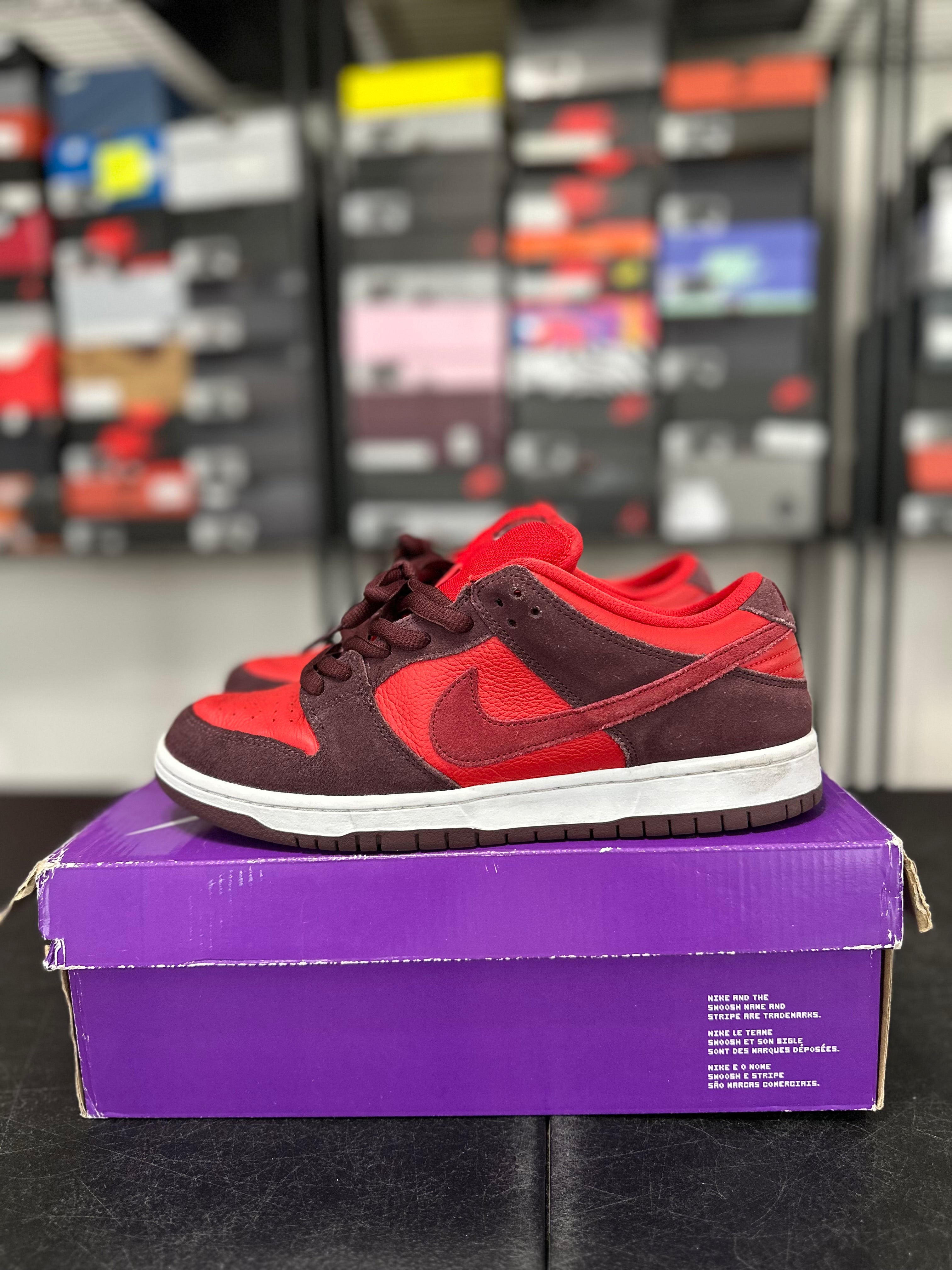 Size 9.5 - Dunk low cherry