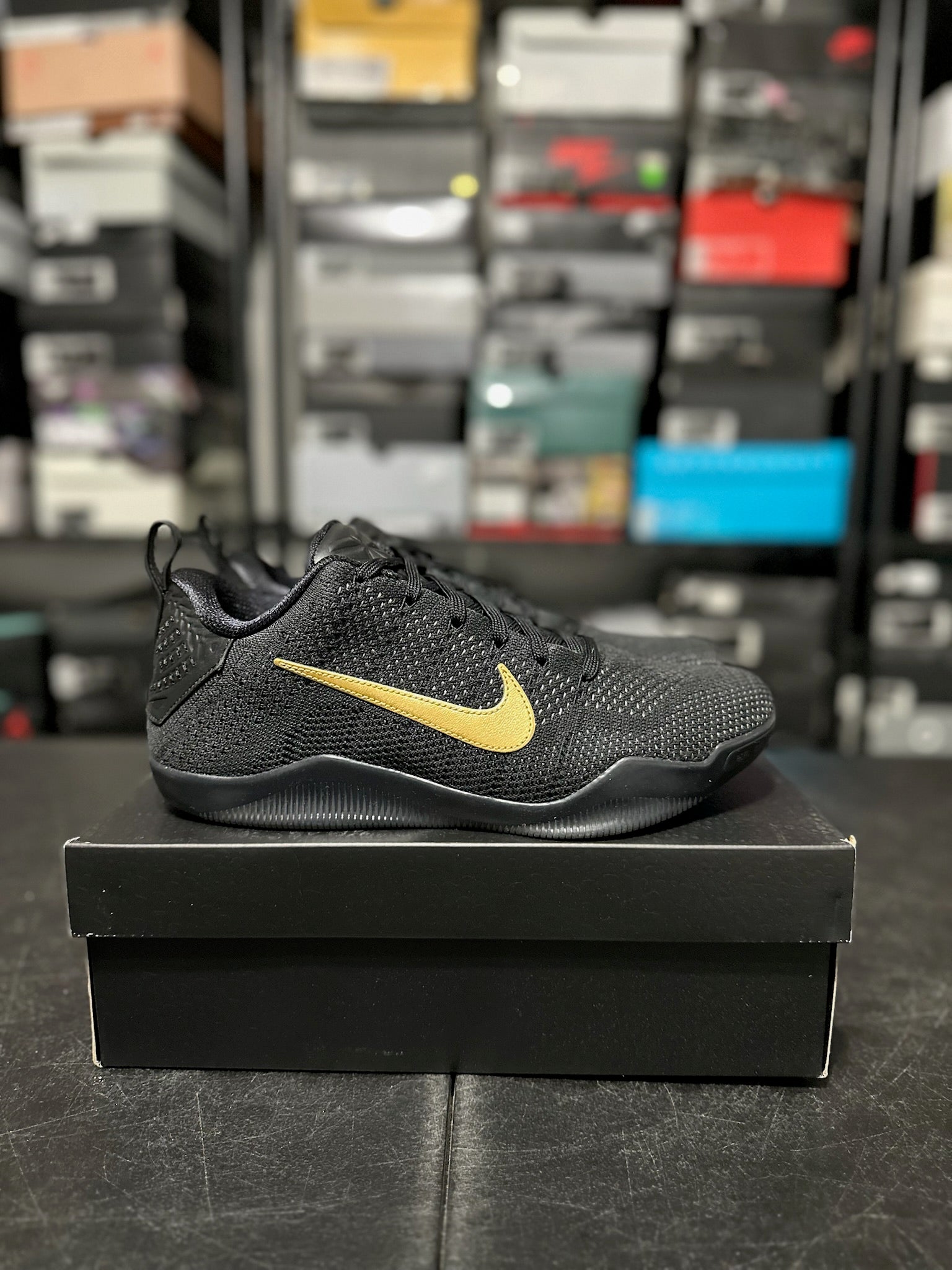 Size 9.5 - Kobe 11 Elite Low Protro Fade to Black