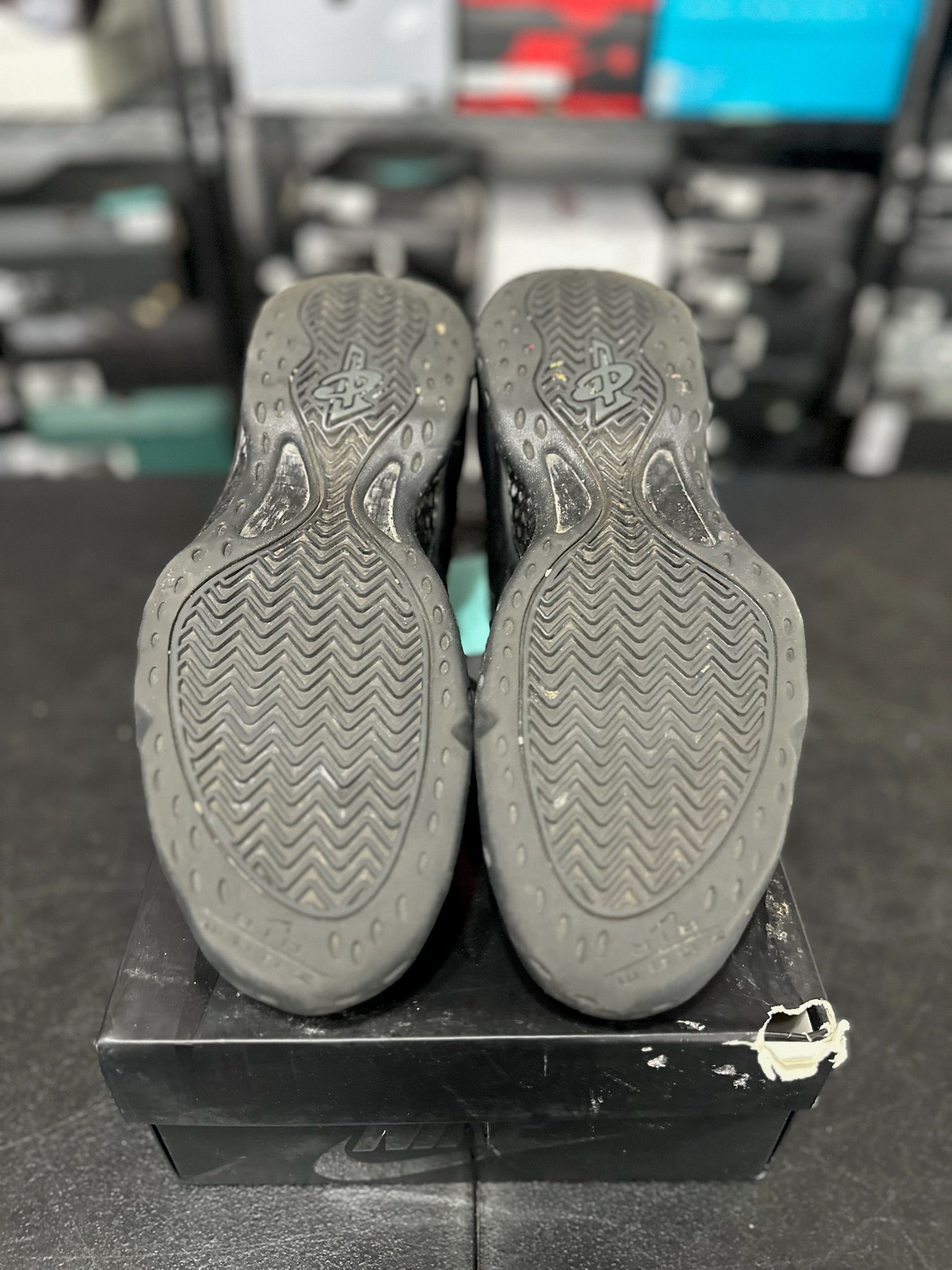 Size 10.5 - Foamposite 1 Anthracite