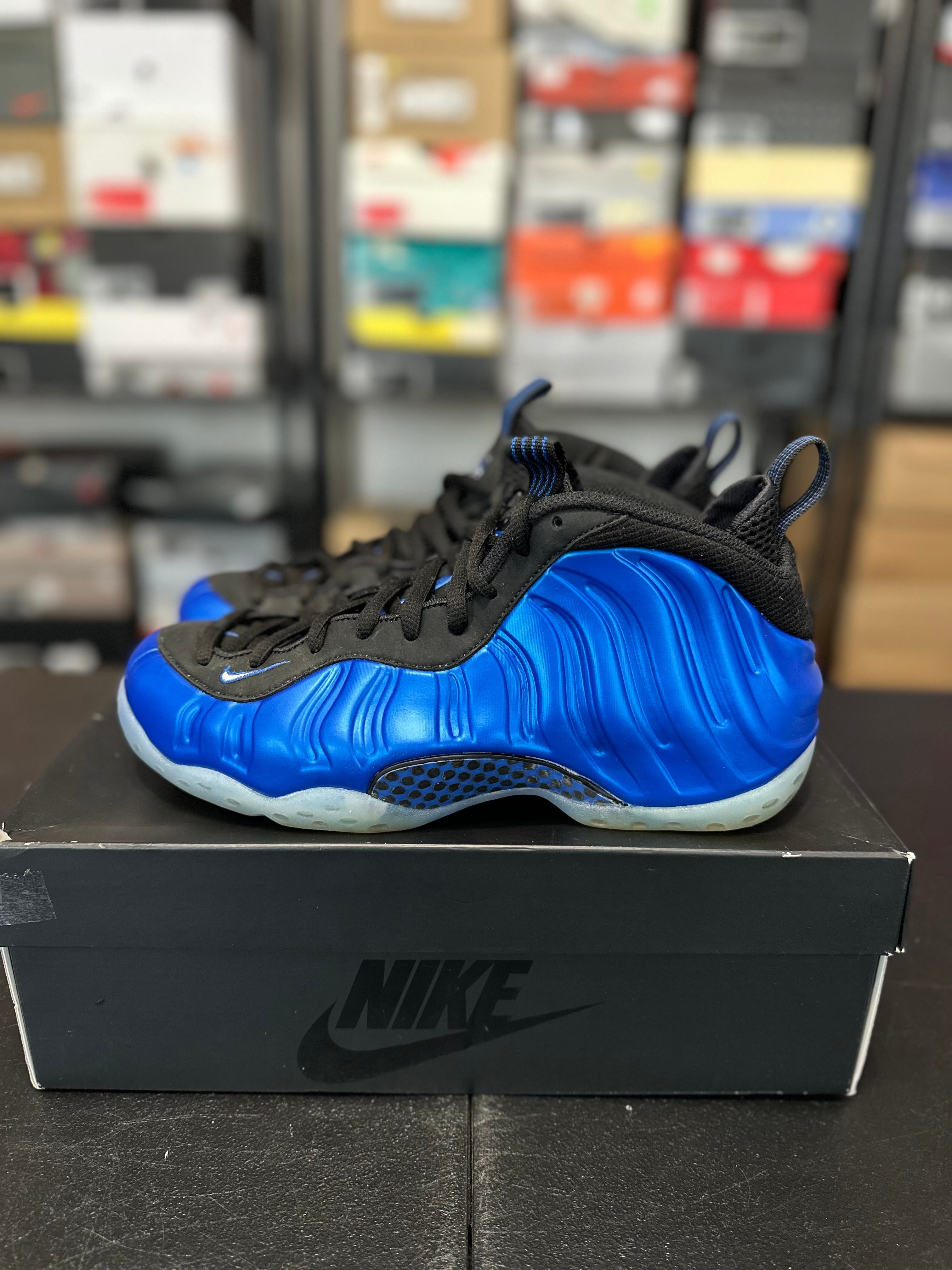 Size 8.5 - Foamposite Royal