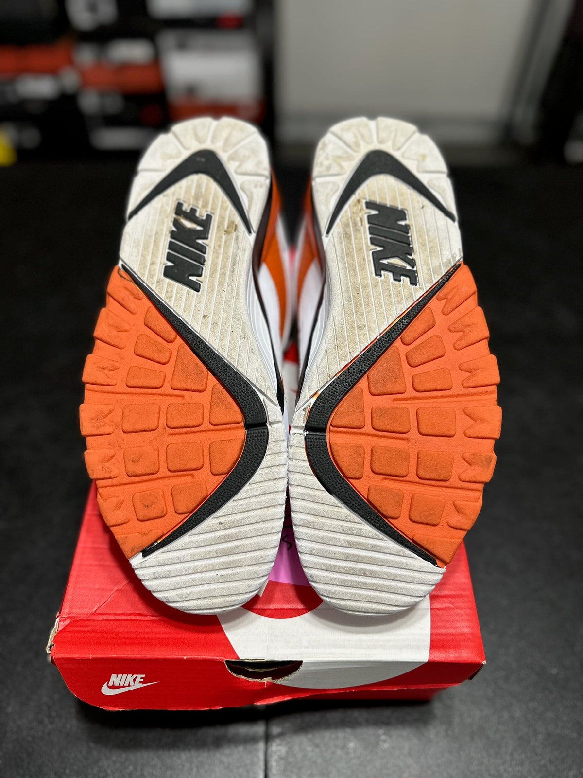 Size 10.5 - air cross trainer 3 low starfish