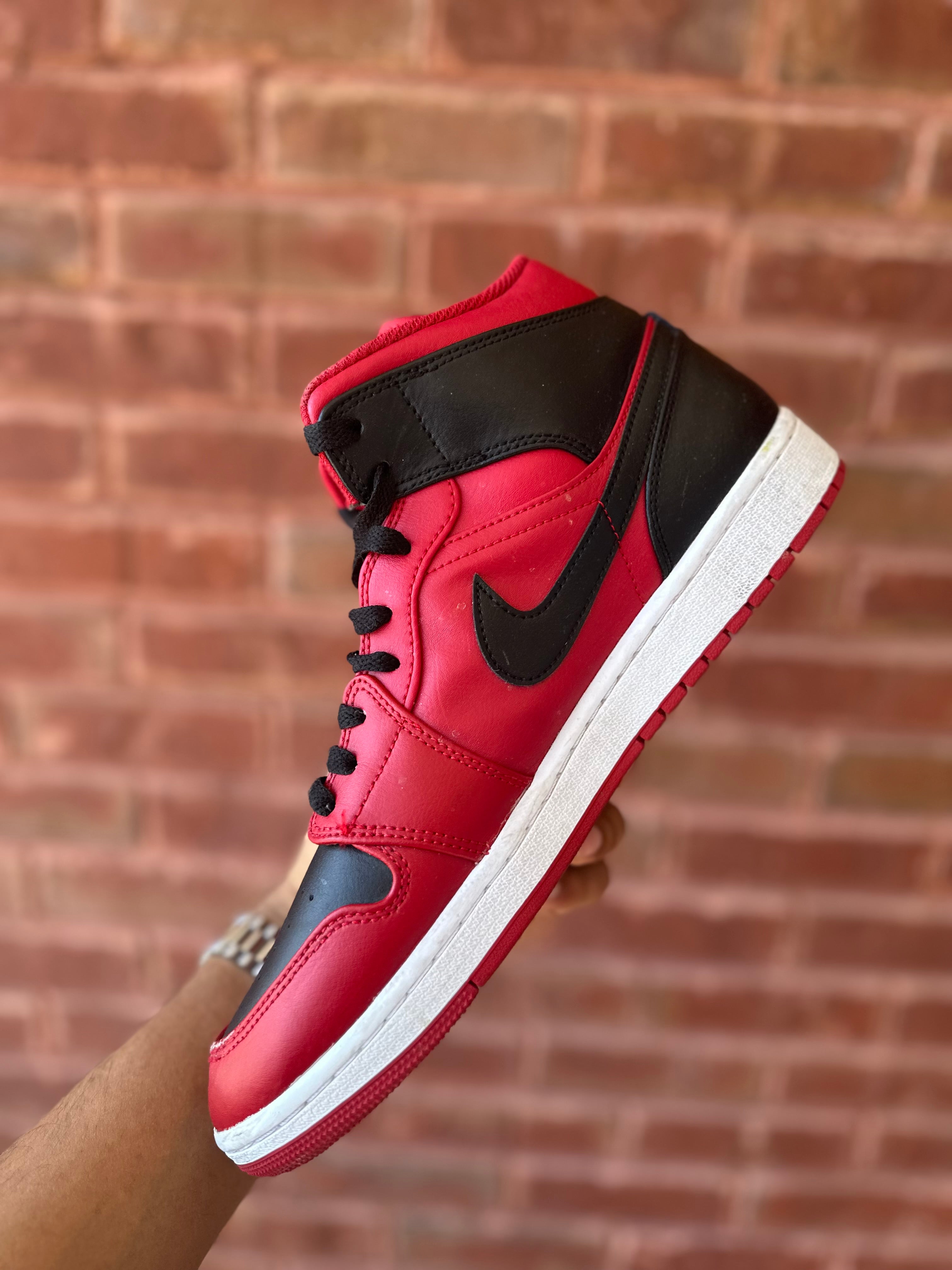 Size 10 - J1 mid reverse bred