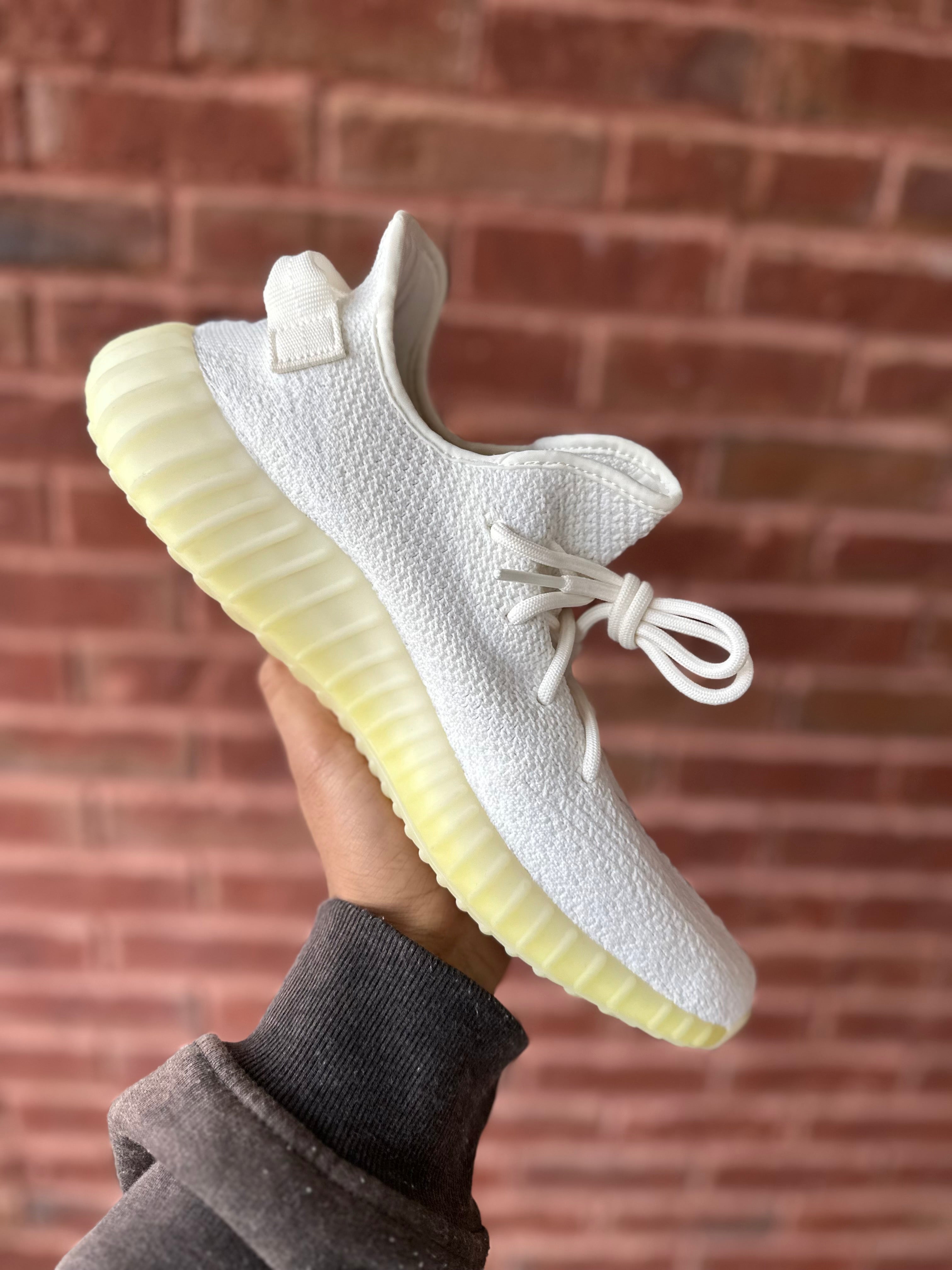 Size 11.5 - YZY 350 cream white/triple white