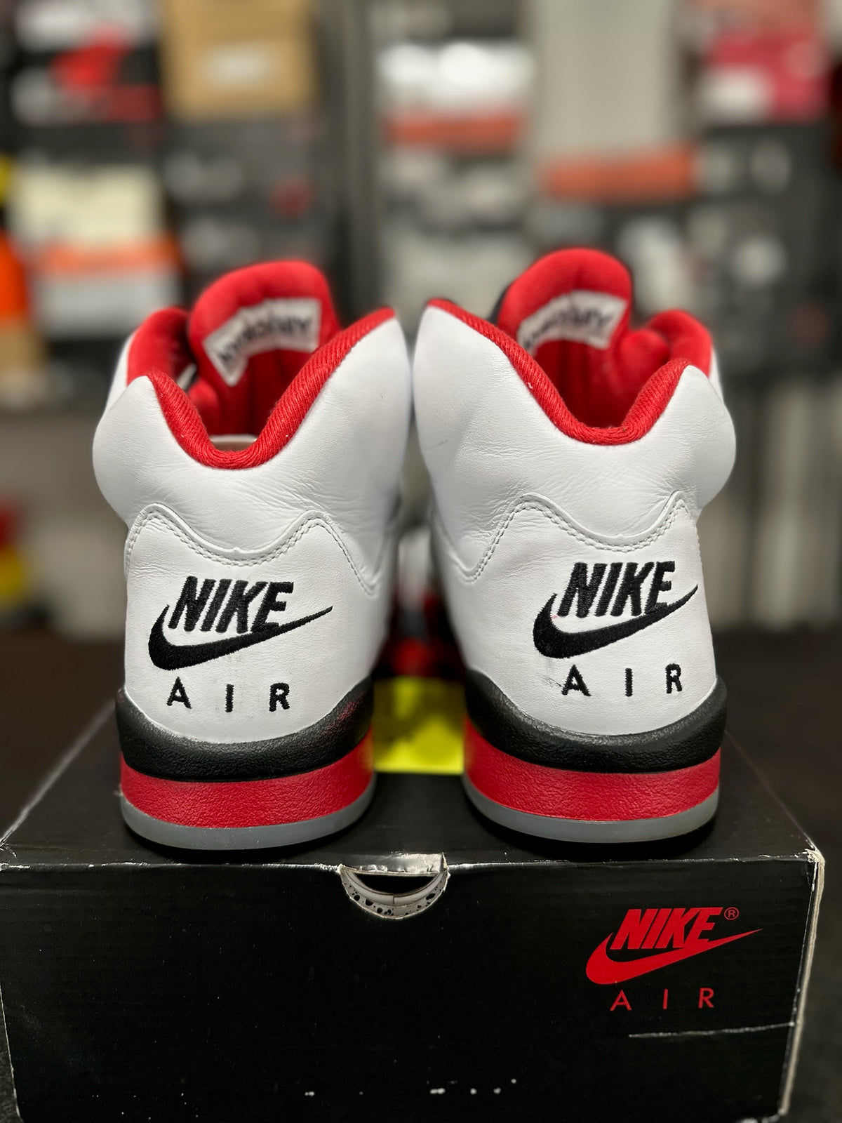 Size 7.5 - J5 Fire Red Black Tongue
