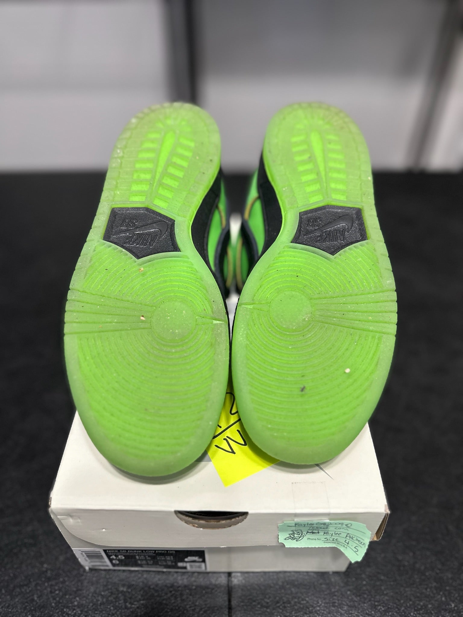 Size 4.5 - Dunk Low The Powerpuff Girls Buttercup