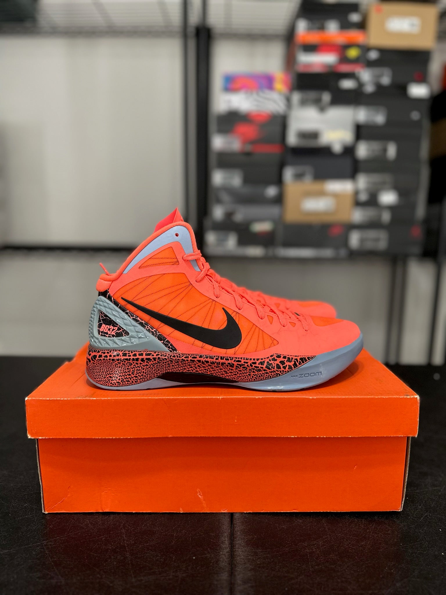 Size 11.5 - Hyperdunk 2011 Blake Griffin DS