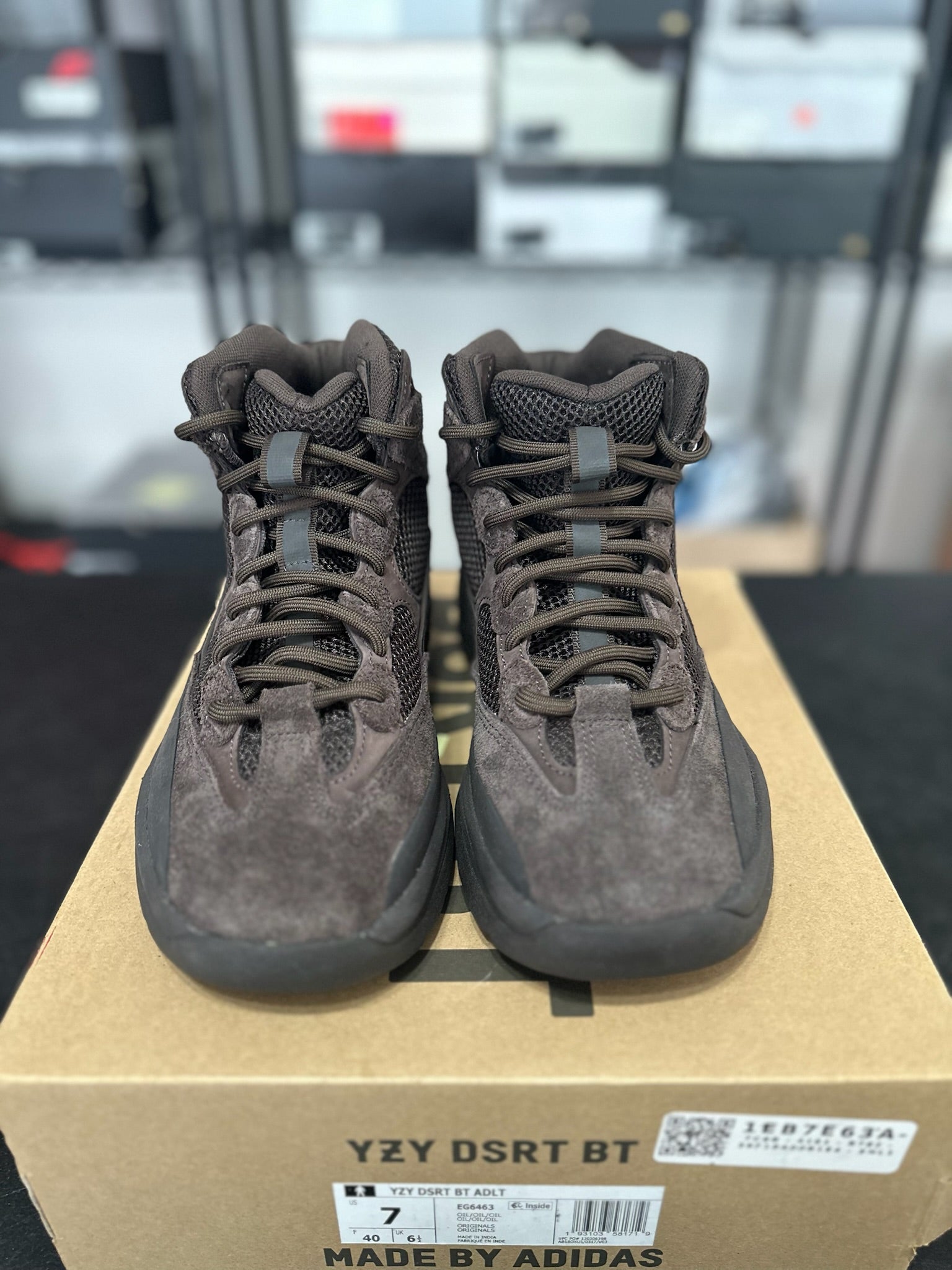 Size 7 - Yzy Desert Boot Oil