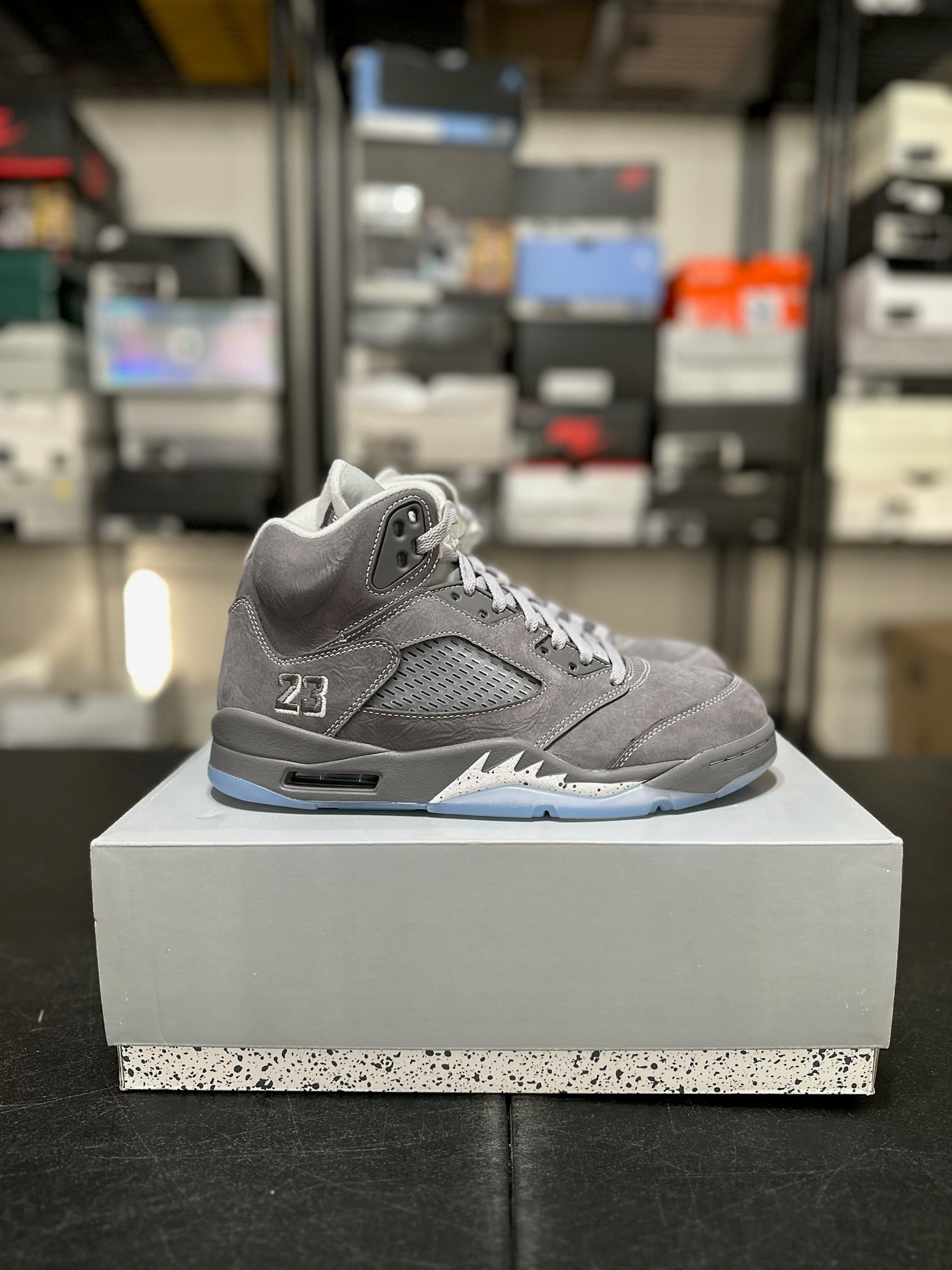Size 8 - J5 Wolf Grey DS