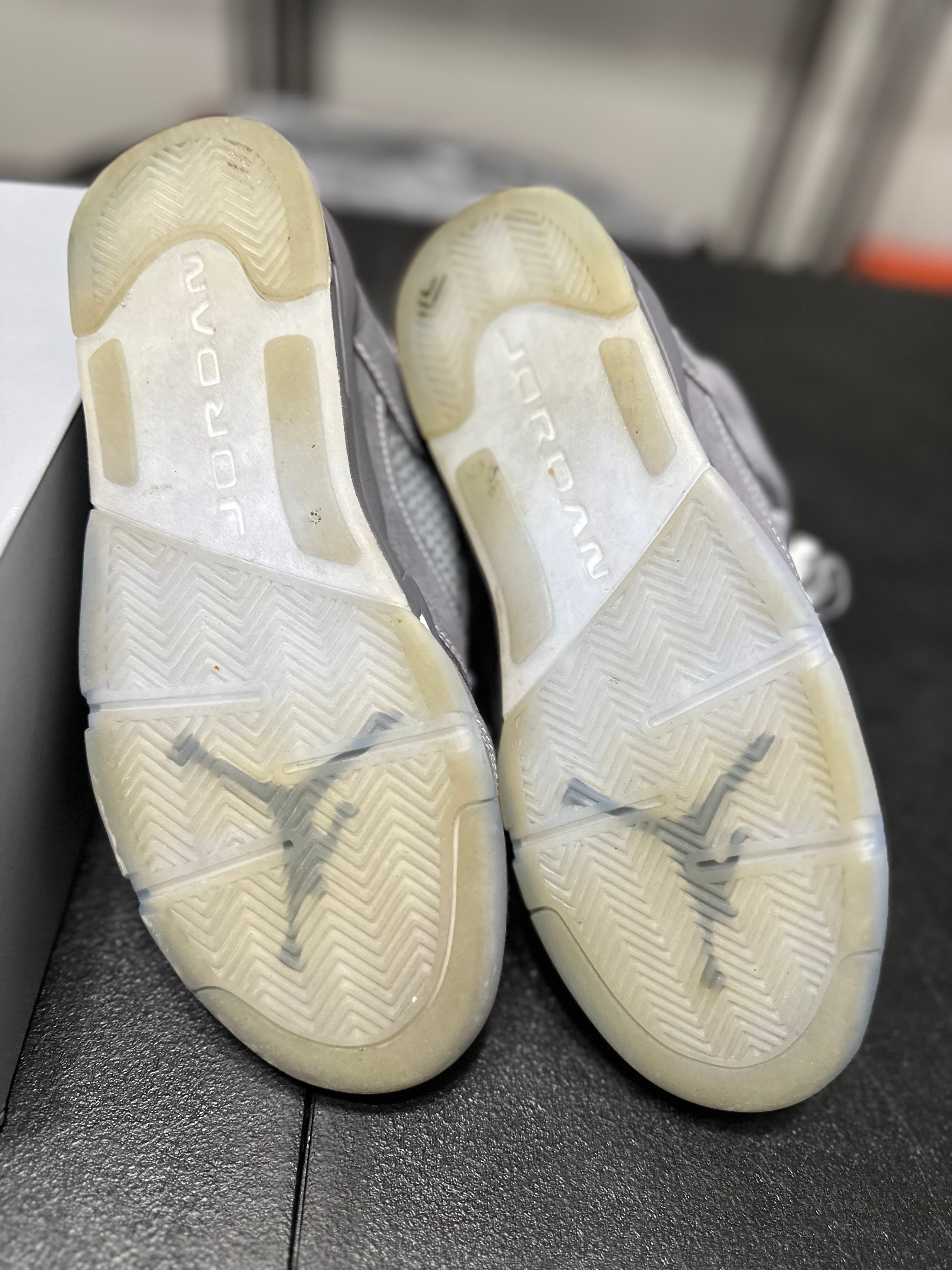 Size 7y - J5 wolf grey