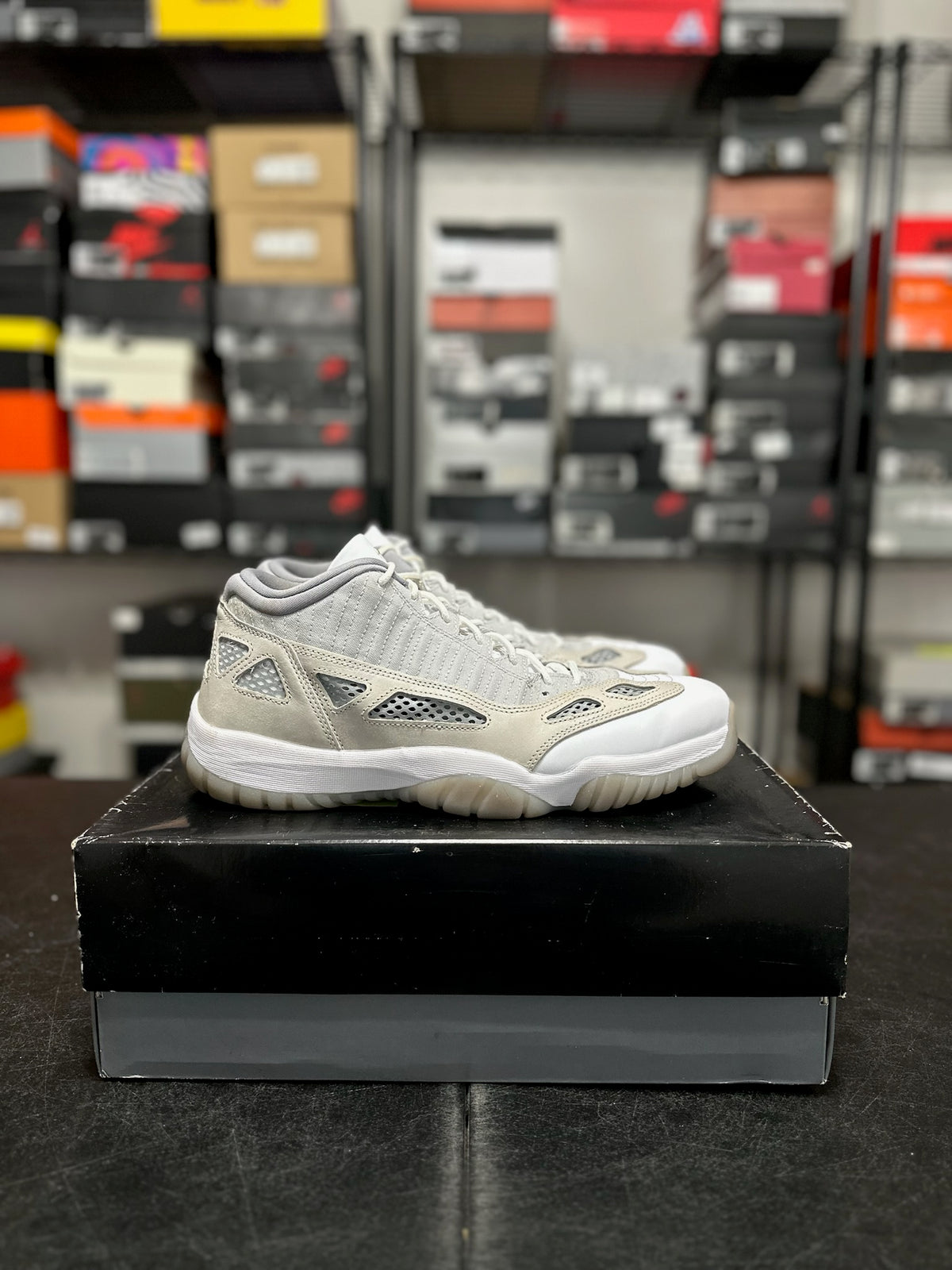 Size 13 - J11 Low Light Orewood Brown