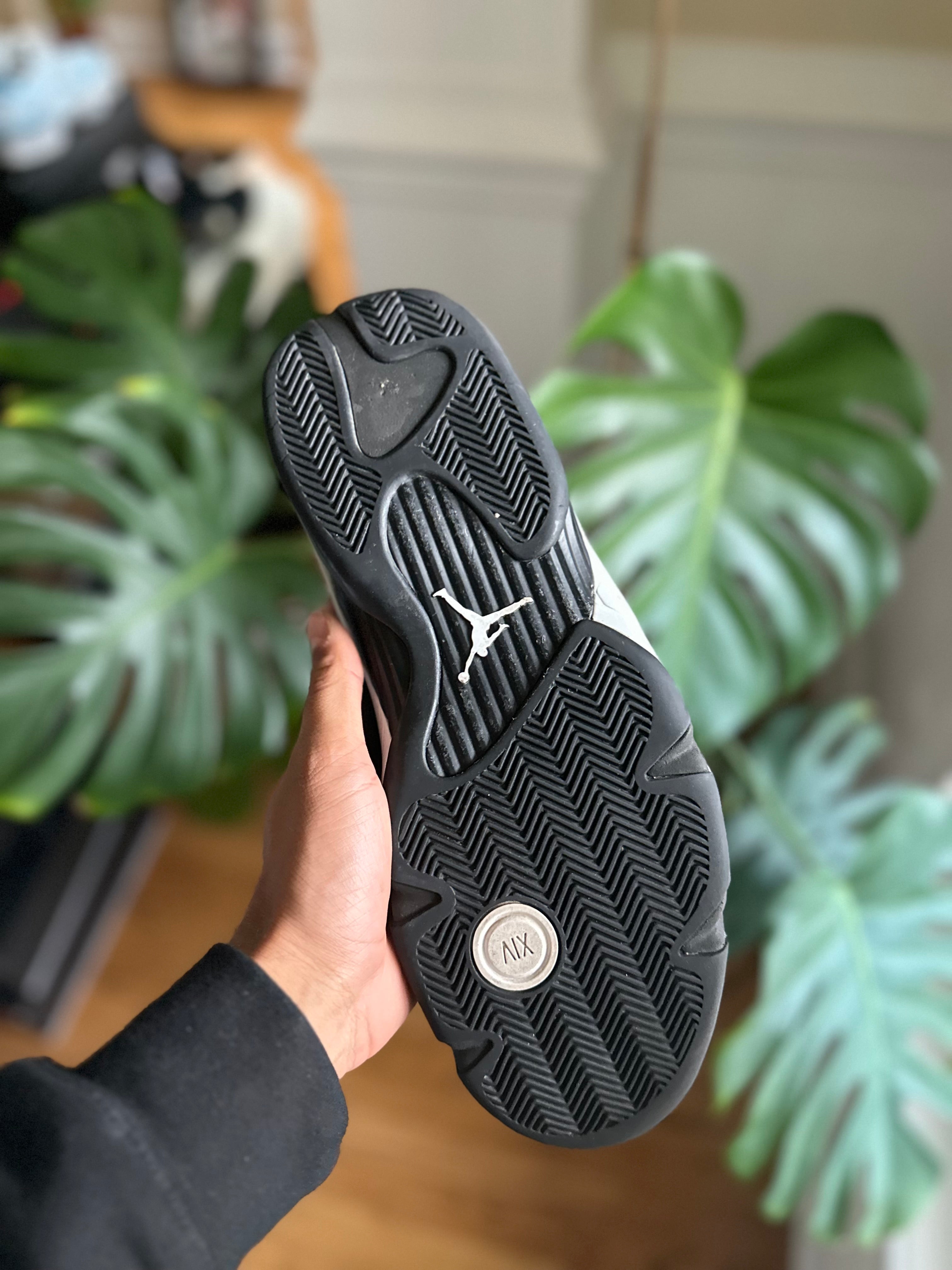 Size 13 - J14 black white