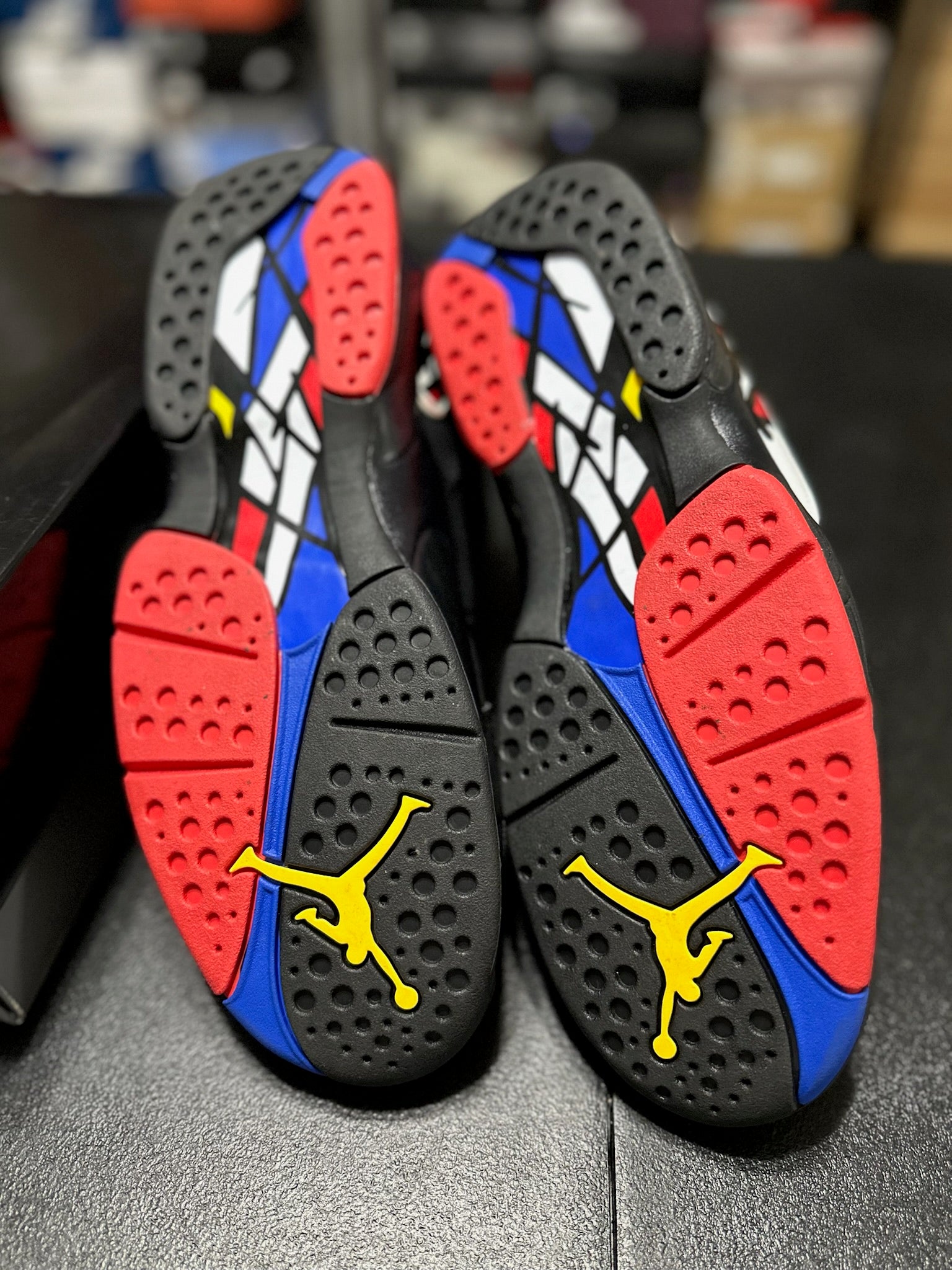 Size 11 - J8 Playoffs