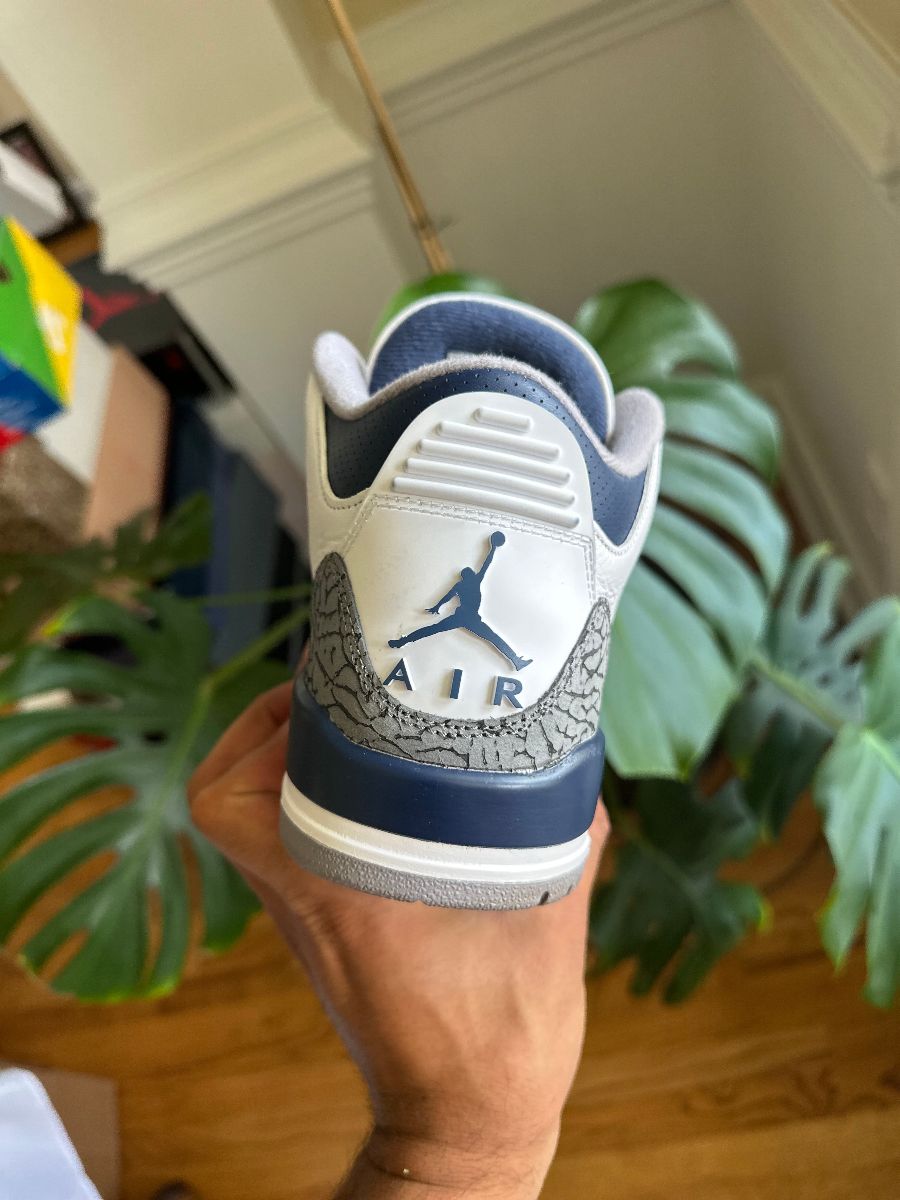 Size 8.5 - J3 midnight navy