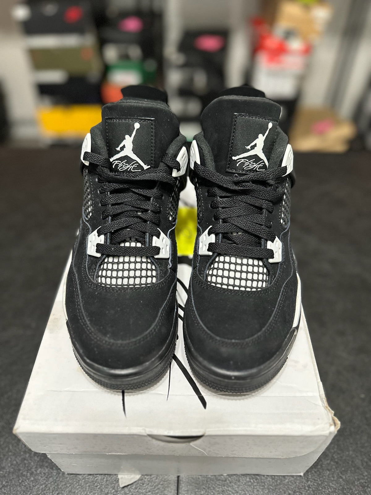 Size 6Y - J4 White Thunder