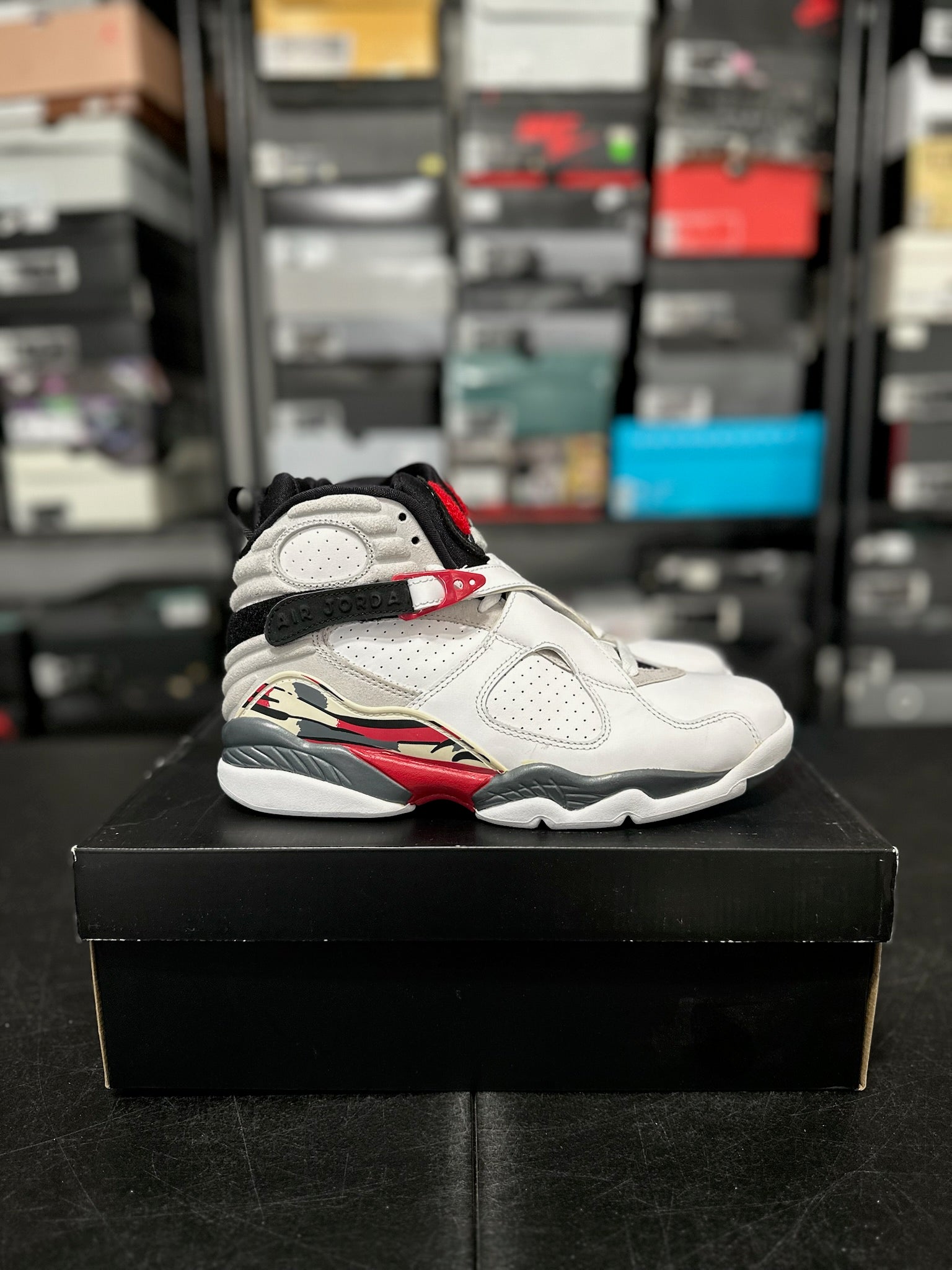 Size 7.5 - J8 Bugs Bunny DS