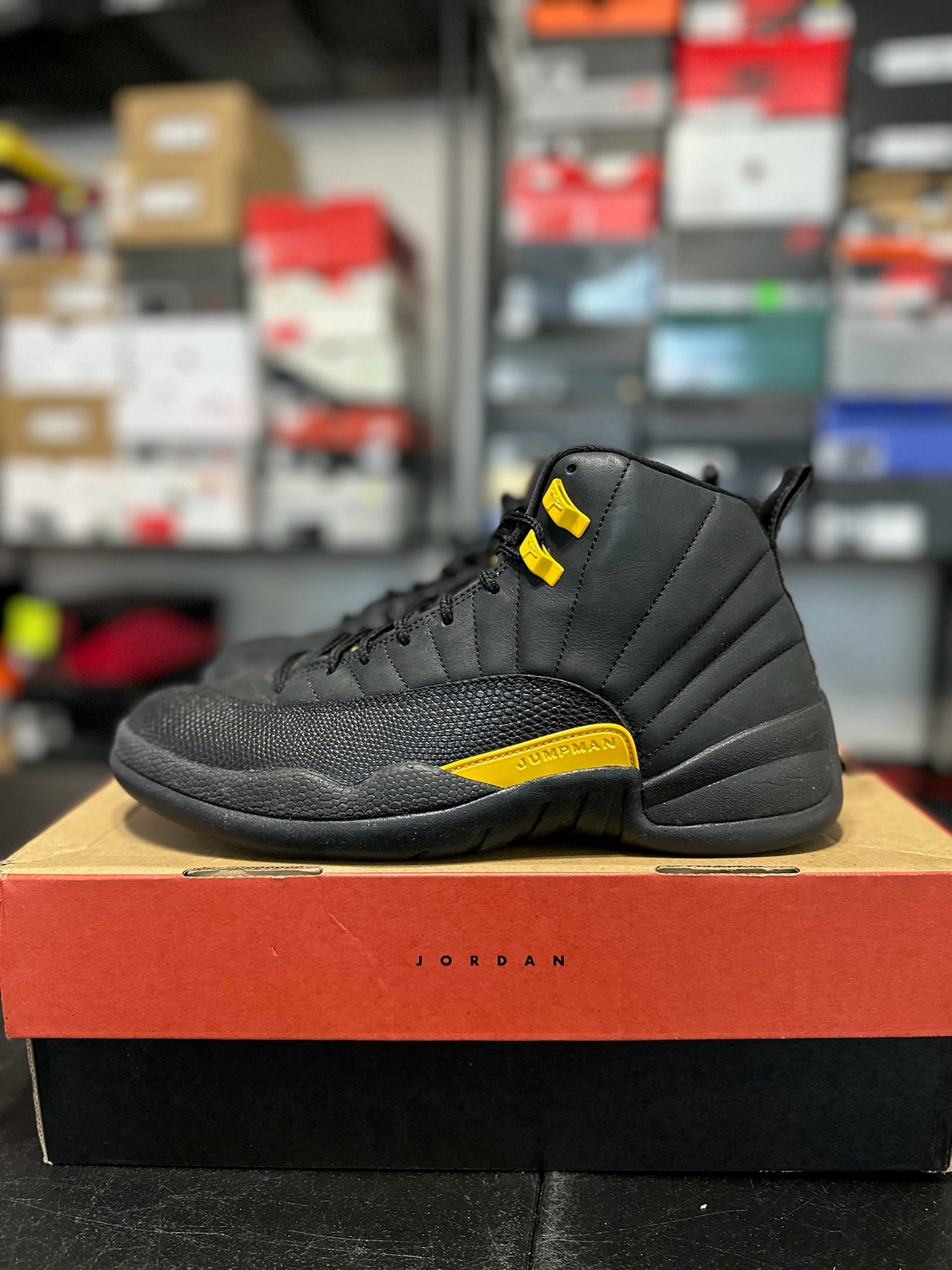 Size 10 - J12 Black Taxi