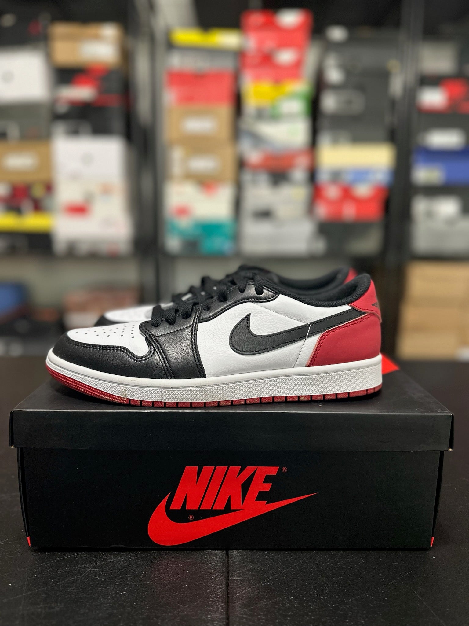 Size 8.5 - J1 Low Black Toe