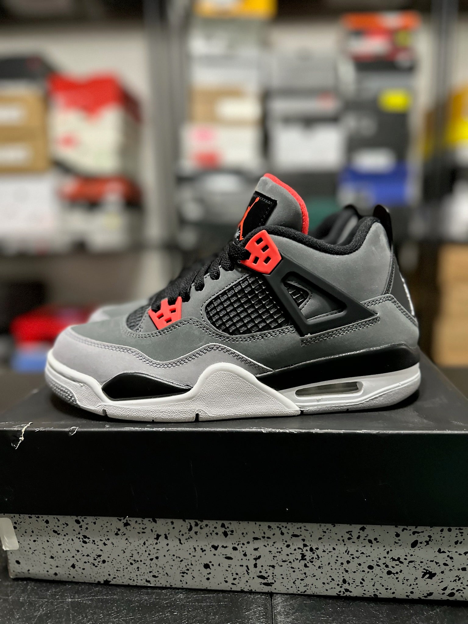 Size 7Y - J4 Infrared