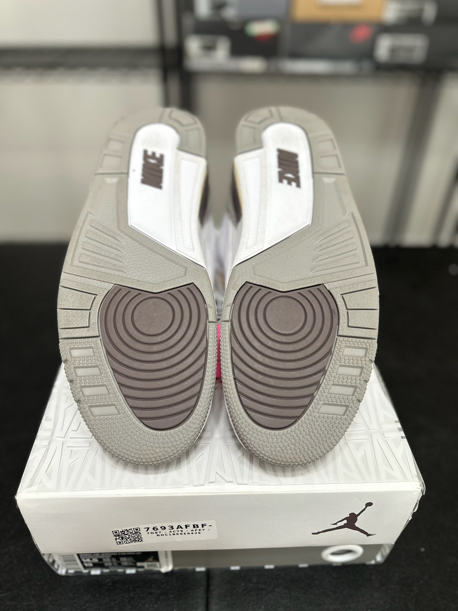 Size 13 - (14.5W) J3 A Ma Maniere
