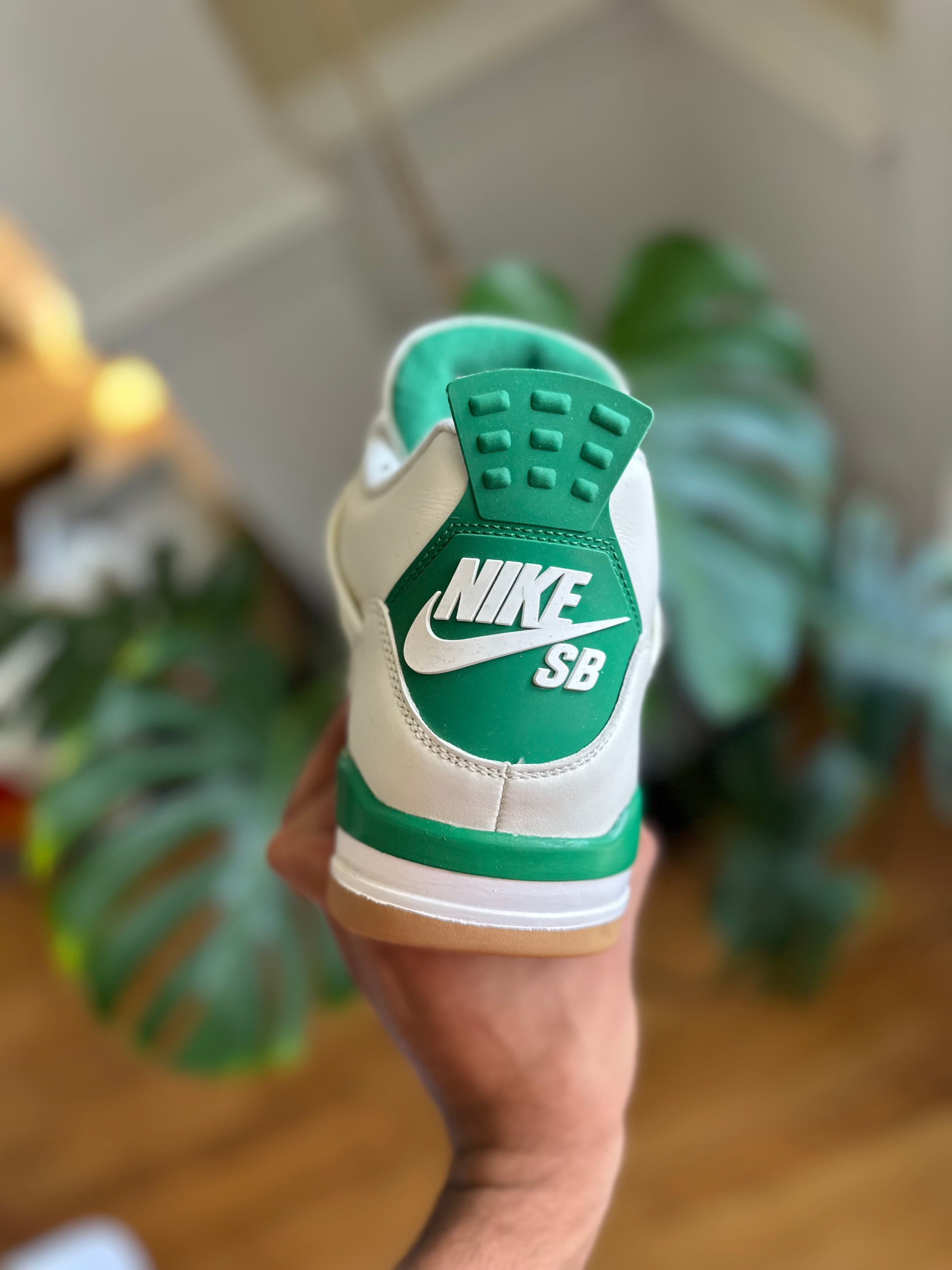 Size 11.5 - J4 SB pine green