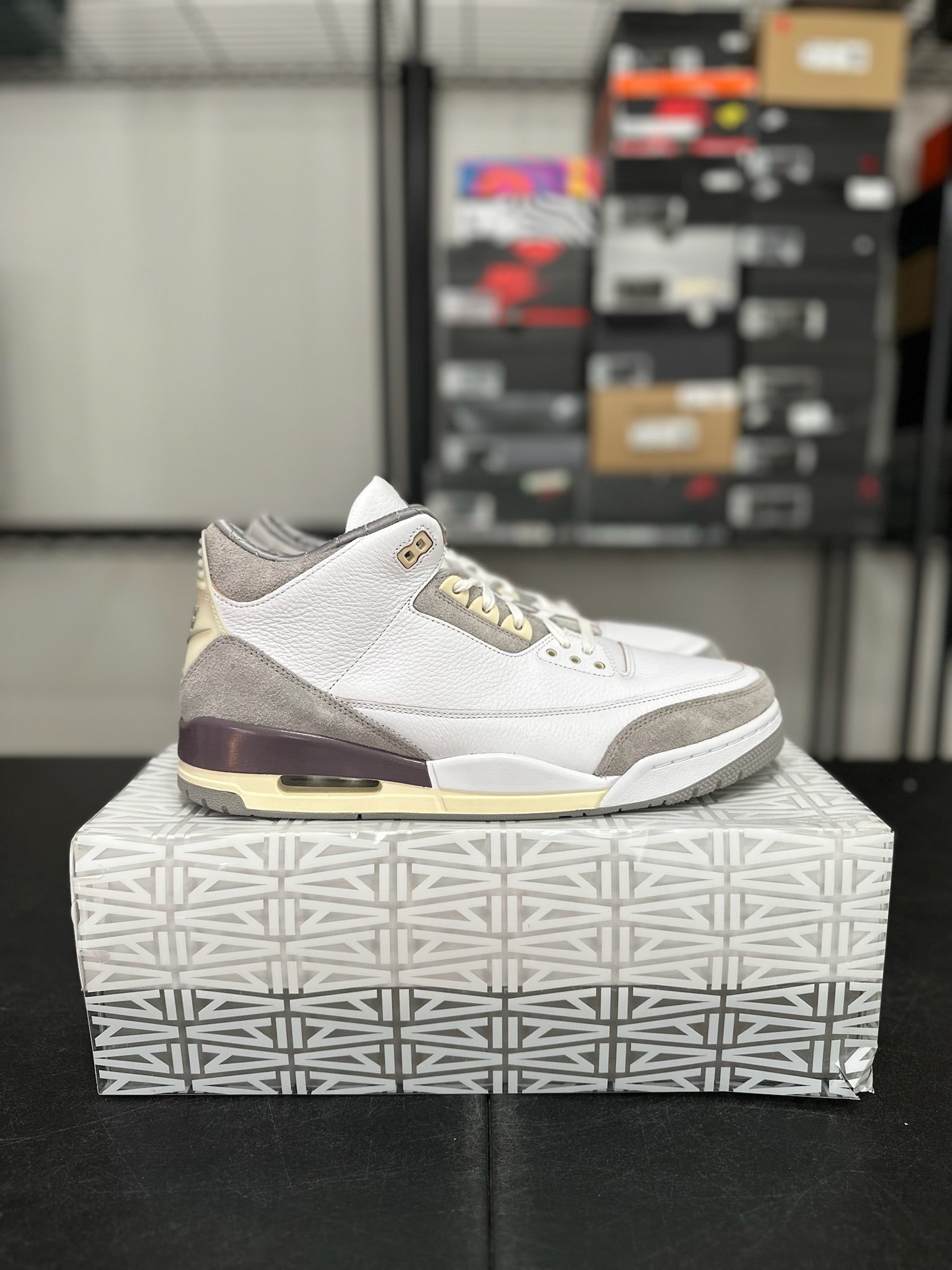 Size 13 - (14.5W) J3 A Ma Maniere