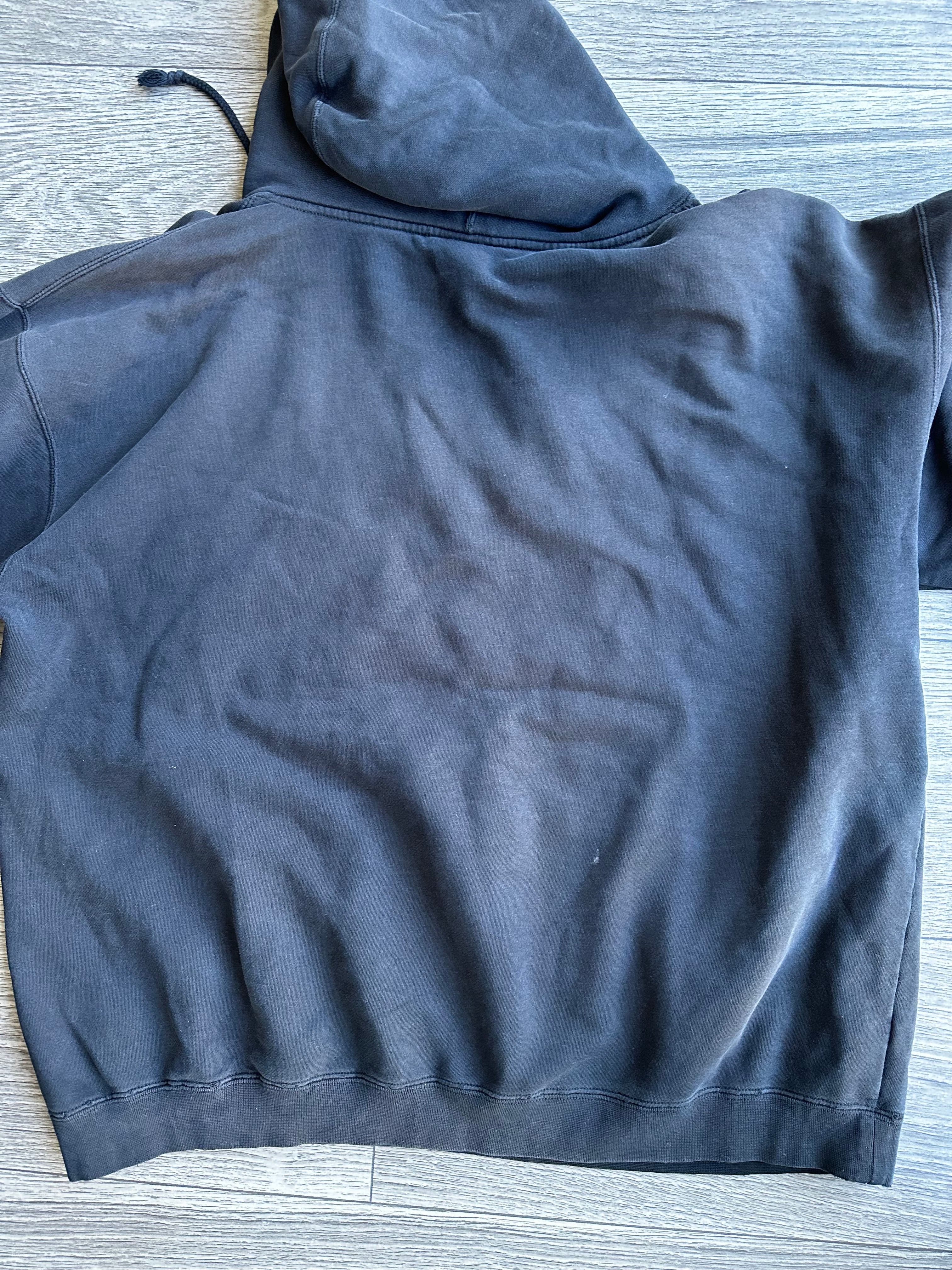 Size XL - NO fear DISTRESSED HOODIE