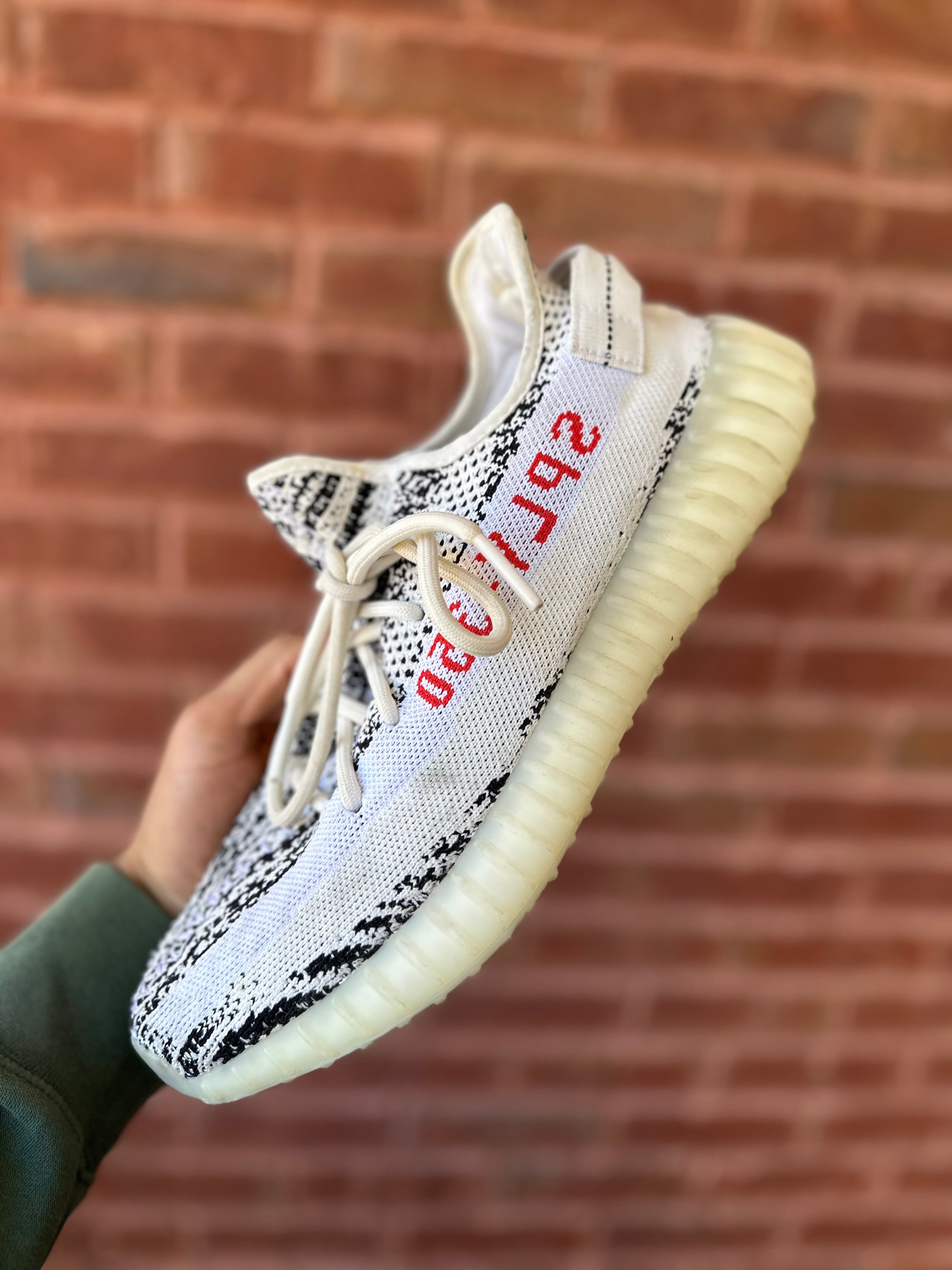 Size 10 - YZY 350 zebra